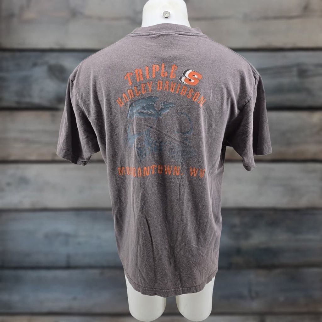 Harley Davidson VINTAGE Harley-Davidson Motorcycle T Shirt Men XL Gray Distressed Morgantown WV Shirt Size US XL / EU 56 / 4 - 1 Thumbnail