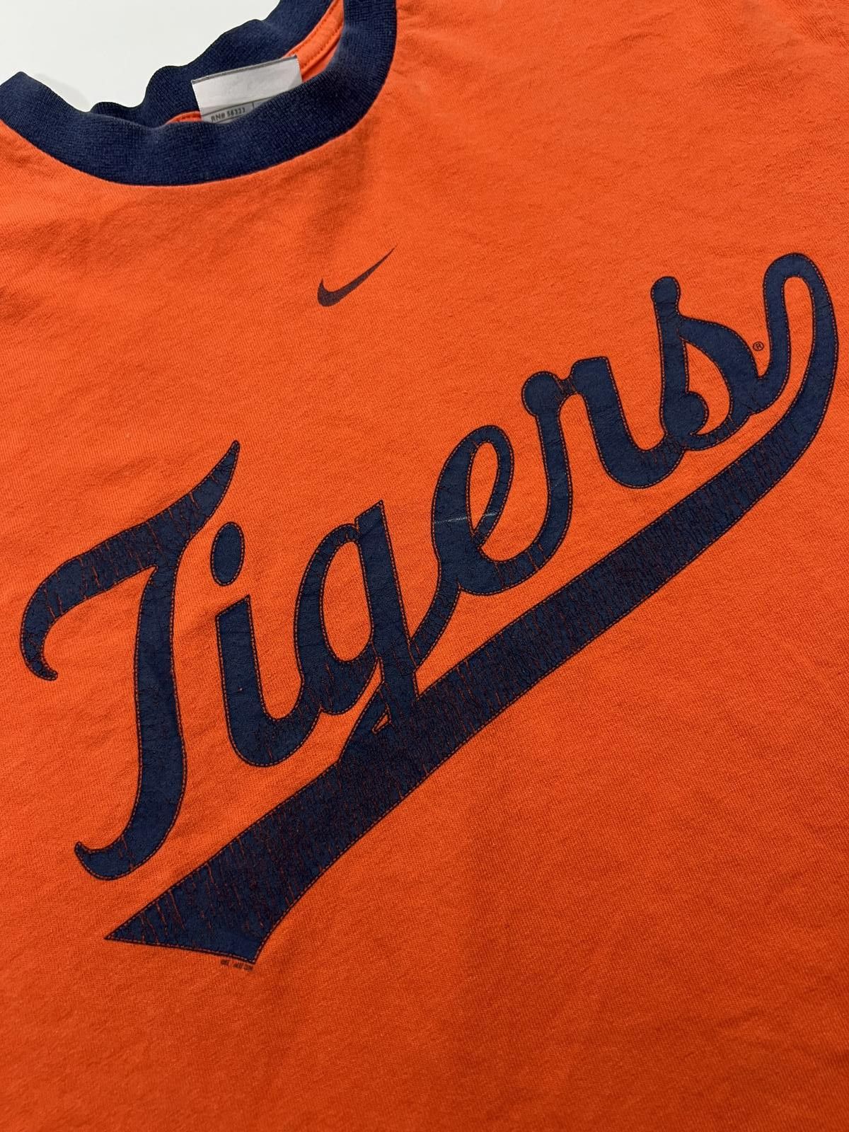 Nike Vintage Nike Team Tigers Orange and Navy middle swoosh Size US L / EU 52-54 / 3 - 2 Thumbnail