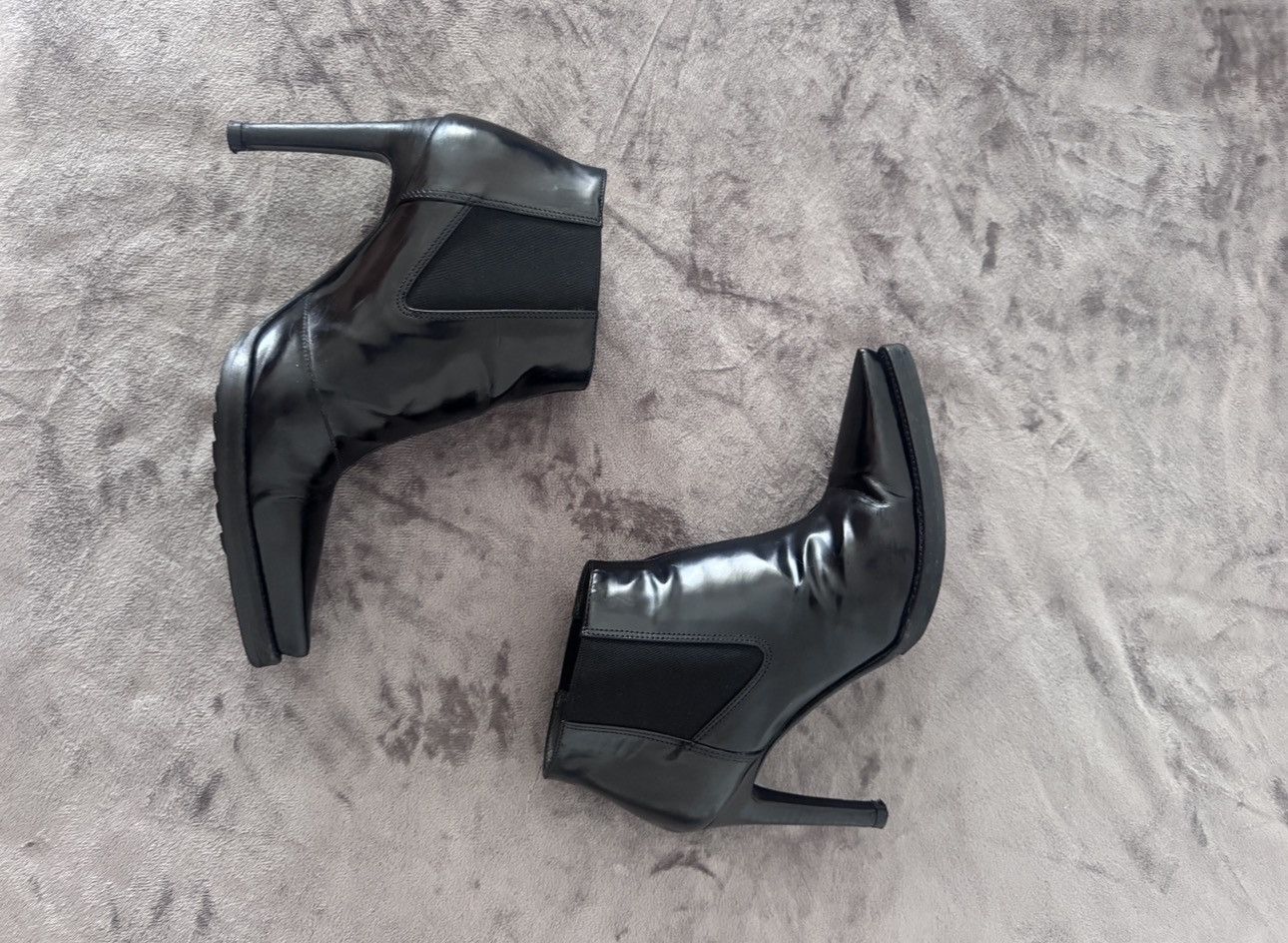 Miu Miu Vintage Miu Miu Chelsea-style ankle boots in patent leather Size US 6 / IT 36 - 3 Thumbnail
