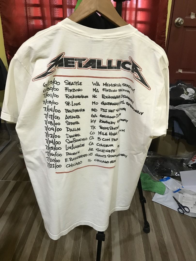 Vintage Vintage Metallica 2000 Tour T-shirt Size US L / EU 52-54 / 3 - 2 Thumbnail