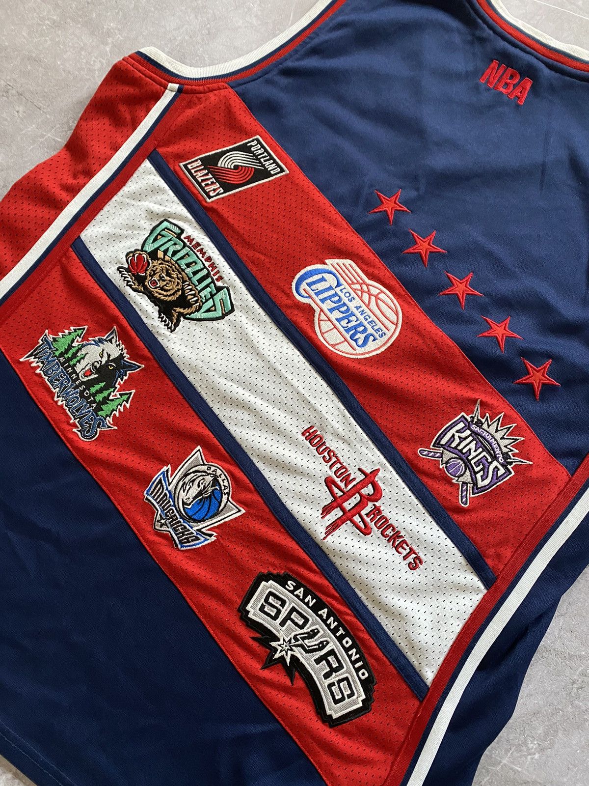 NBA NBA All-Star Game Western Conference 2004 Basketball Jersey Size US XL / EU 56 / 4 - 15 Thumbnail