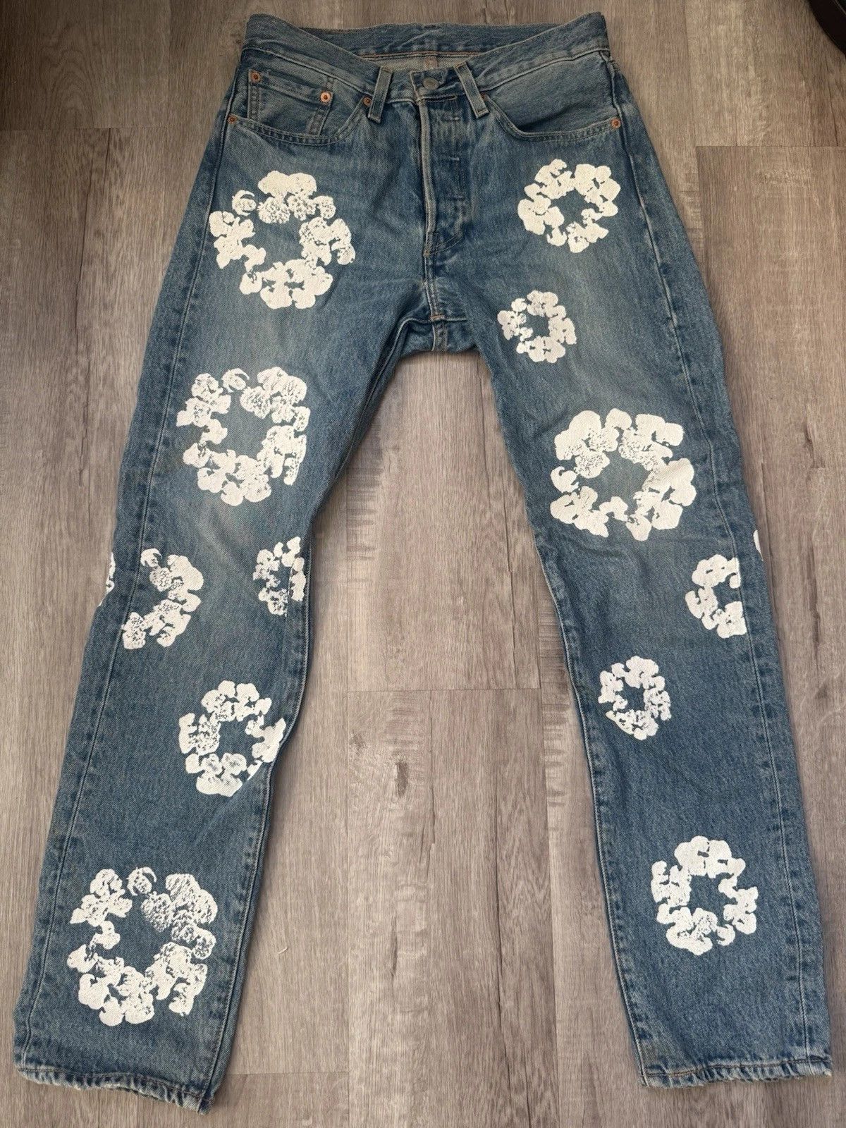 Denim tears × Levi's JEAN LIGHT WASH Denim Tears x Levi's Cotton Wreath Jean Light Wash – N-Hype