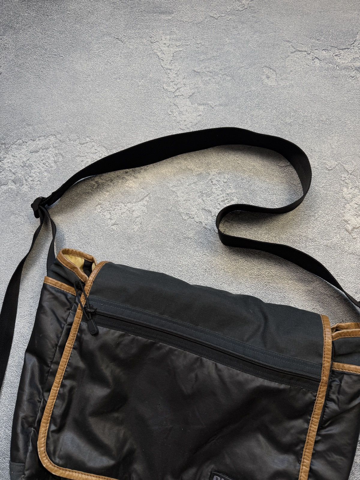 Diesel Vintage Diesel Bag Jeans Avant Garde Japanese Y2K Rare Size ONE SIZE - 2 Thumbnail