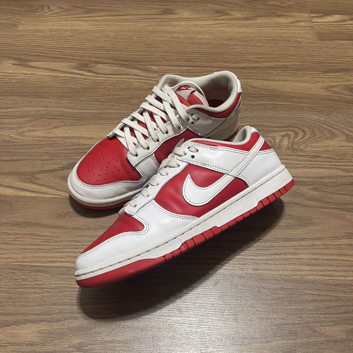 Nike Nike Dunk Low Championship Red 2021 Size US 9 / EU 42 - 2 Thumbnail