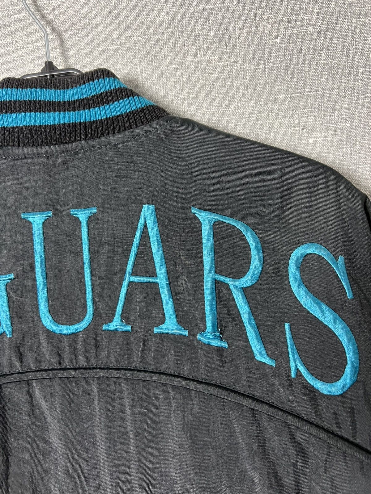 Starter RARE JACKSONVILLE JAGUARS NUTMEG CAMPRI NYLON BOMBER JACKET Size US XL / EU 56 / 4 - 22 Thumbnail