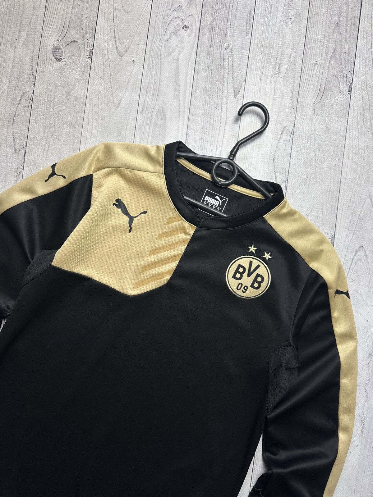 Puma × Vintage Vintage puma Borussia Dortmund size S logo soccer sweatshirt Size US S / EU 44-46 / 1 - 2 Thumbnail