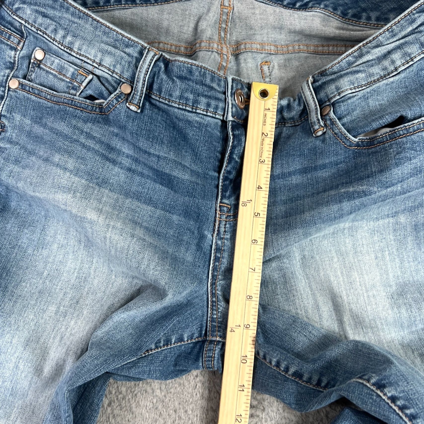 Torrid VINTAGE Torrid Boyfriend Fit Jeans Women Size 16 Plus High Rise 90s Blue Denim Size 38" / US 16 / IT 52 - 3 Thumbnail