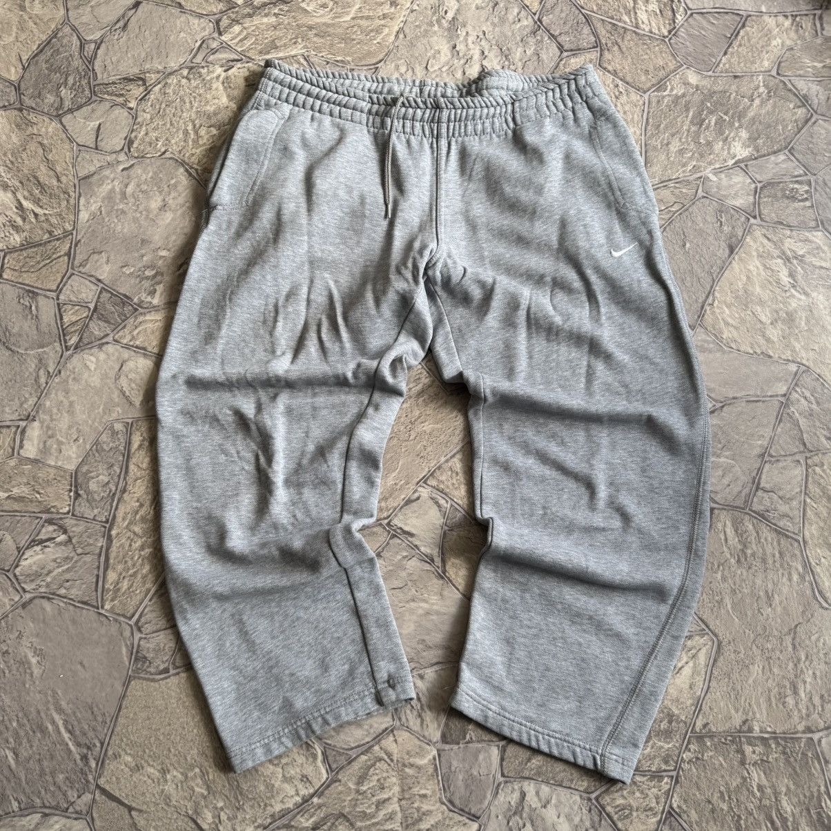 Nike Vintage Nike Pants Baggy Y2K Size US 30 / EU 46 - 1 Thumbnail