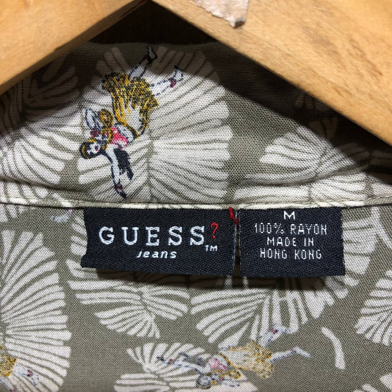 Guess Guess Aloha button down shirt Size US L / EU 52-54 / 3 - 4 Thumbnail