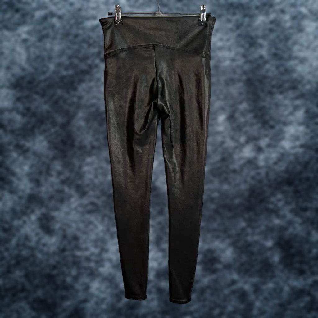Spanx Spanx Womens Medium Faux Leather High-Waisted Leggings Black M Leggings Faux Leather, Spandex Logo Ankle Rise High Vintage No Size 32" / US 10 / IT 46 - 1 Thumbnail