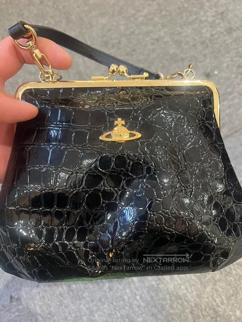 Vivienne Westwood Vivienne Westwood size os Chain bag vintage clasp bag Size ONE SIZE - 1 Thumbnail