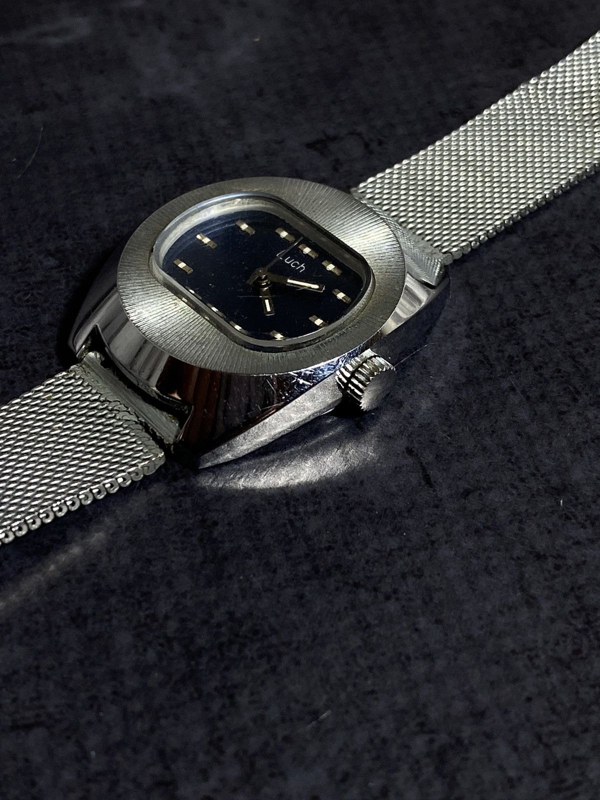 Jewelry Vintage Luch Watch with Mesh Strap - Soviet Era Size ONE SIZE - 12 Thumbnail