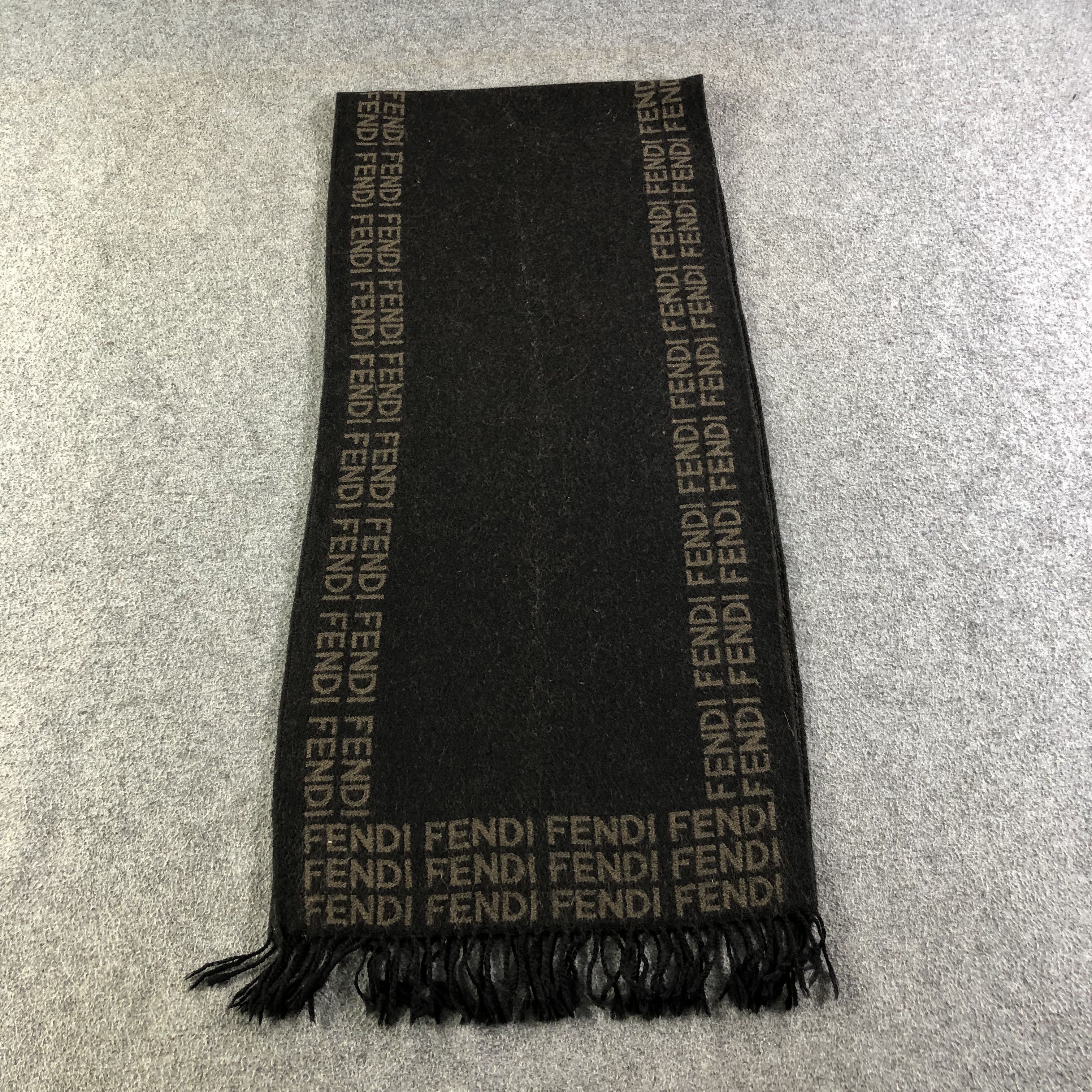 Fendi Fendi Wool Scarf Muffler V1735 Size ONE SIZE - 2 Thumbnail