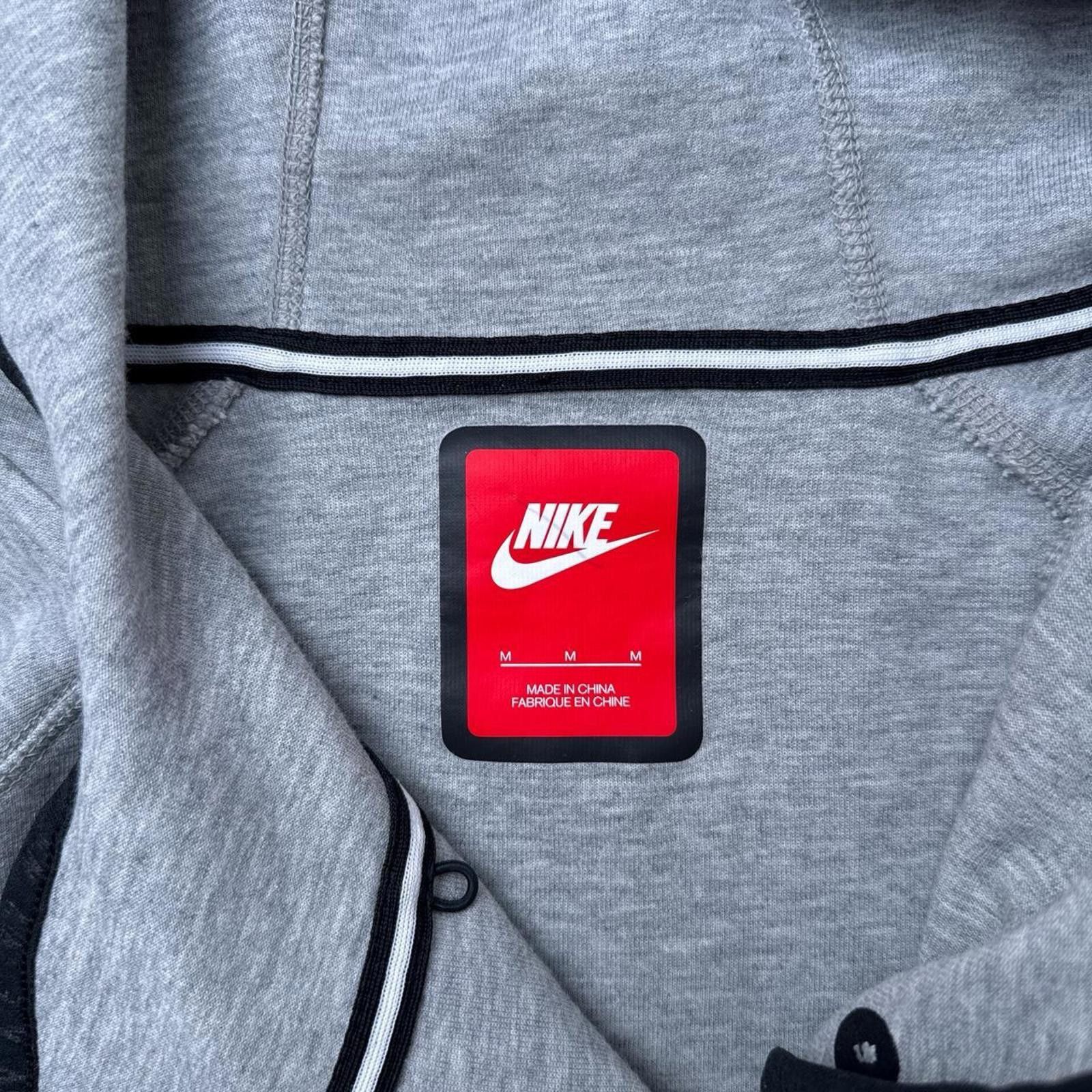 Nike Y2K Nike Tech Gray Hoodie Fleece Women’s Jacket Size M / US 6-8 / IT 42-44 - 7 Thumbnail