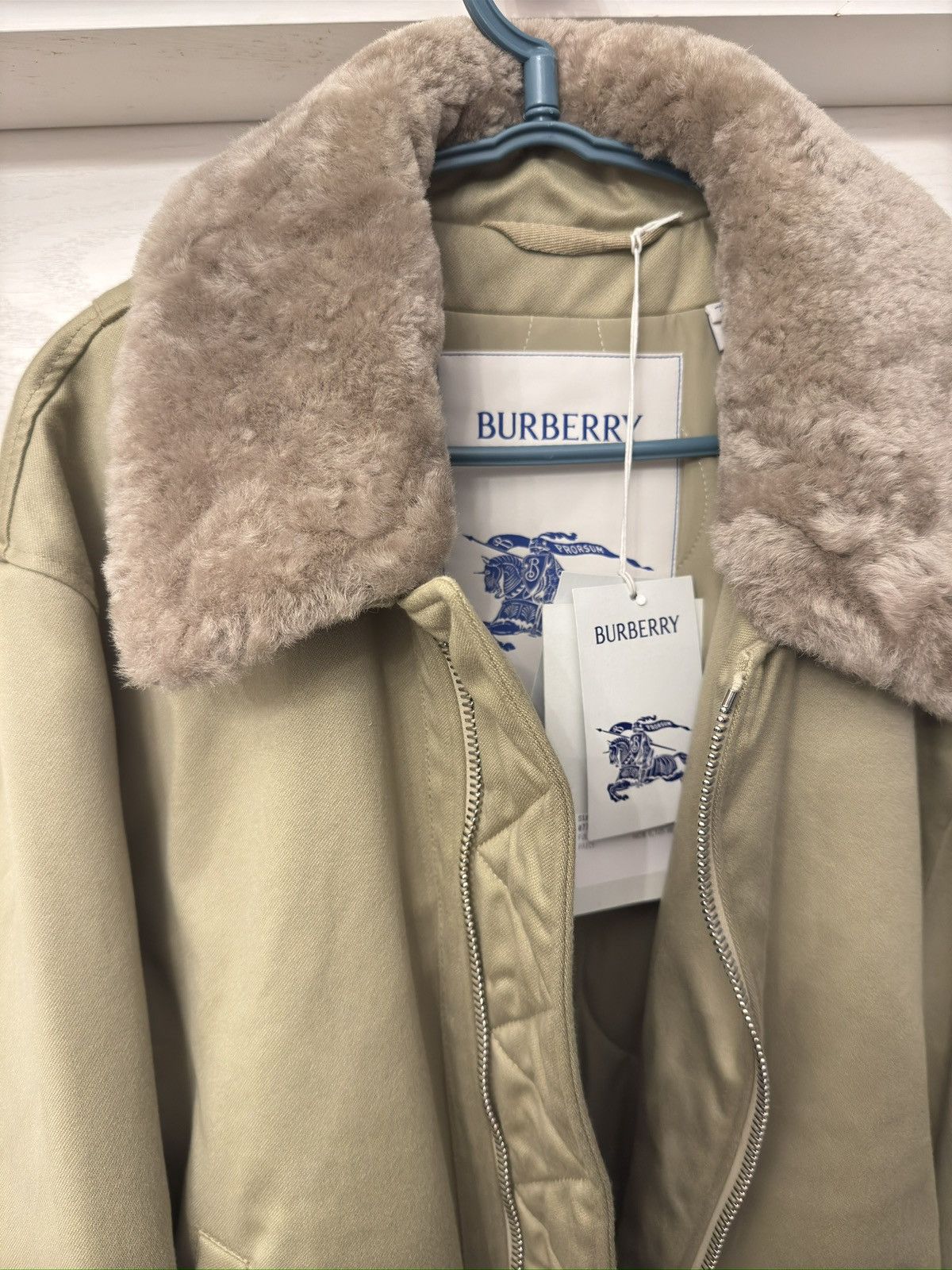 Burberry Burberry Shearling Trim collar bomber jacket size XL Size US XL / EU 56 / 4 - 2 Thumbnail