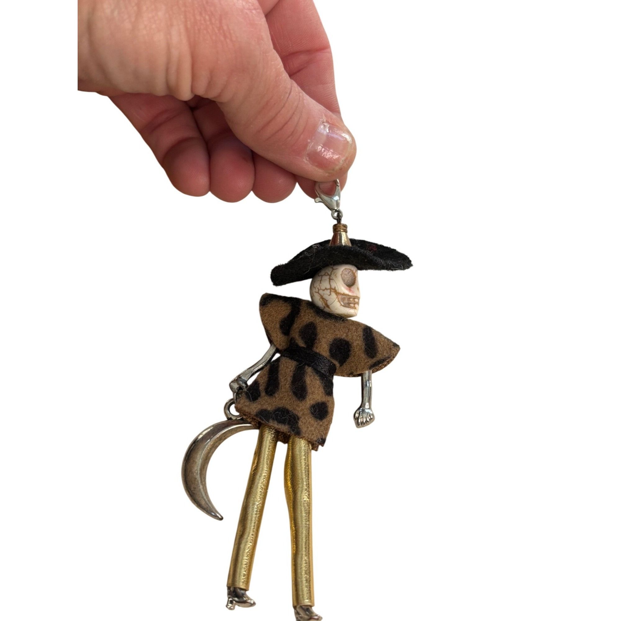 Other Leopard Print Skeleton Keychain Pendant With Felt Hat & Gold Size ONE SIZE - 1 Thumbnail