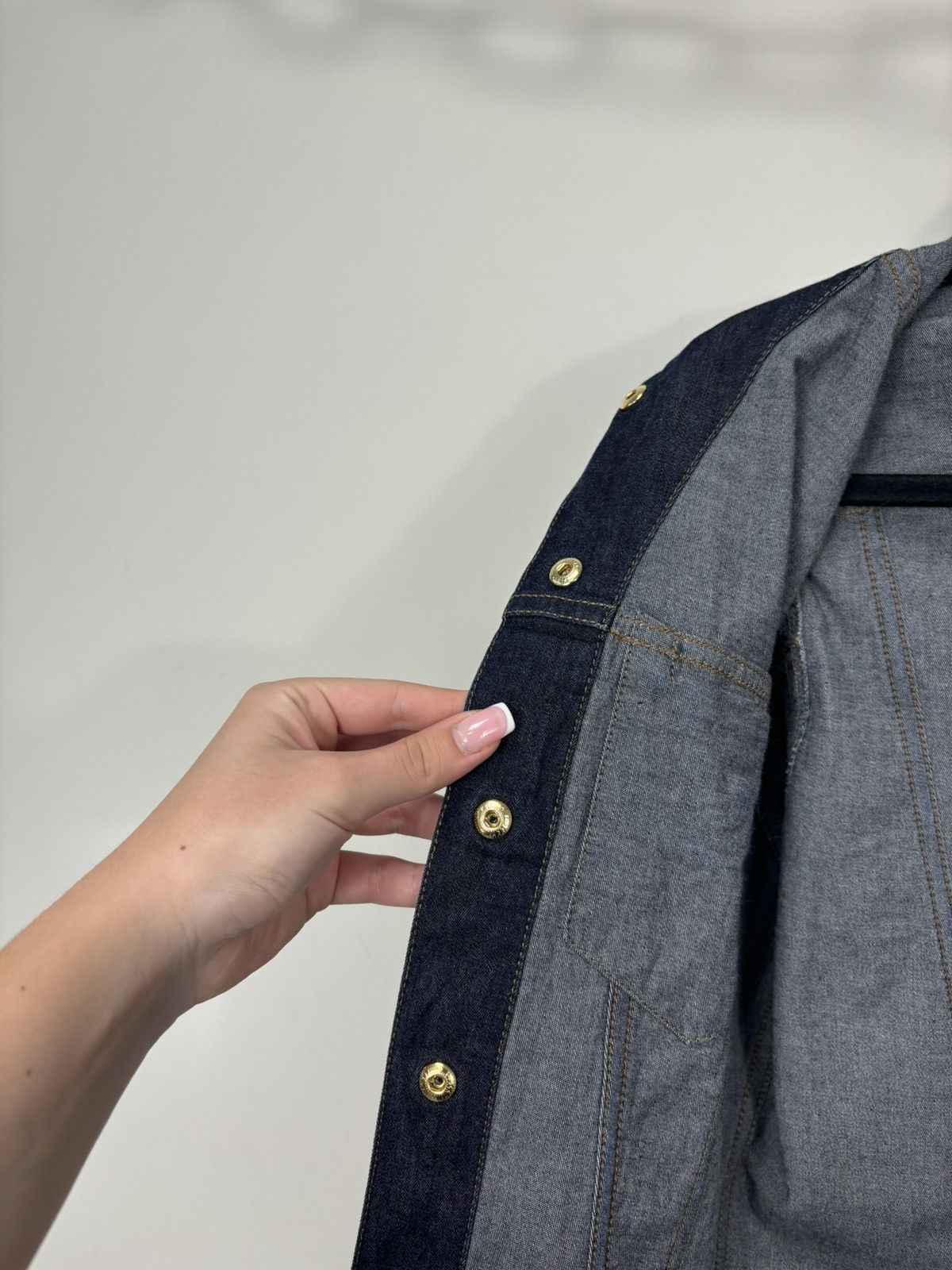 Gucci Vintage 90s Gucci Tom Ford Era Women’s Rare Denim Jacket Size M / US 6-8 / IT 42-44 - 11 Thumbnail