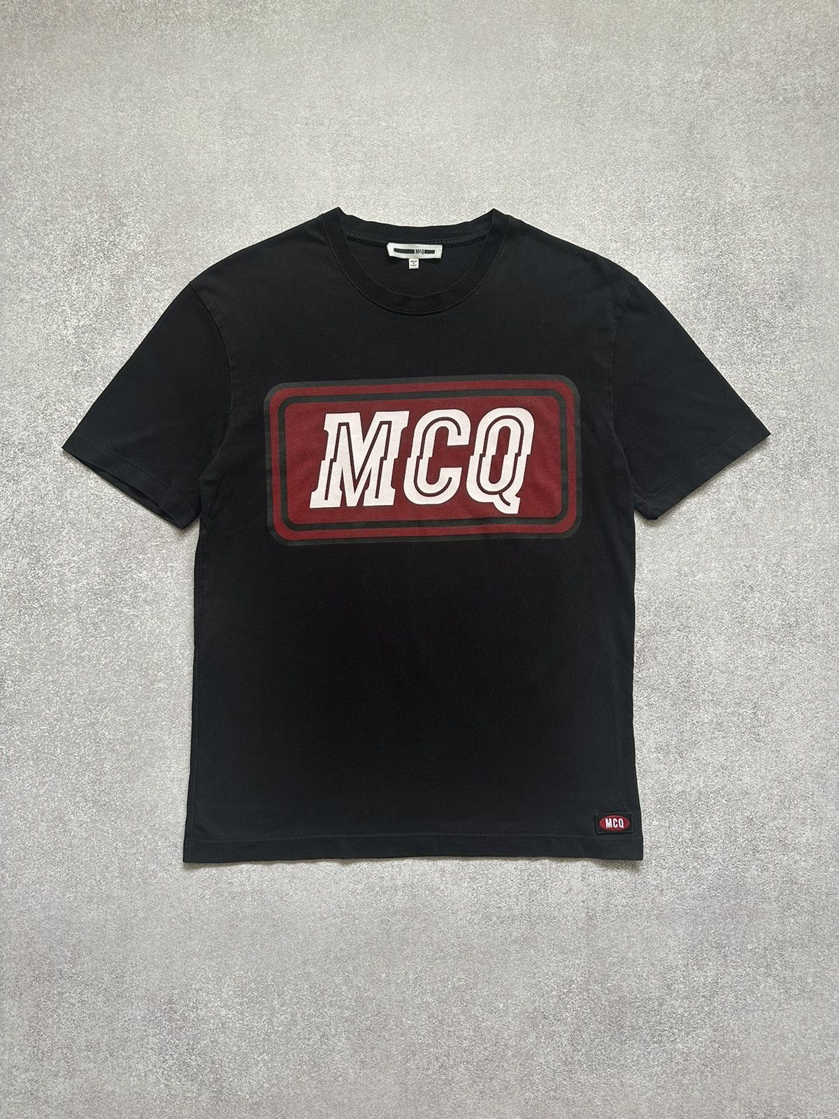 Alexander McQueen × Designer × McQ Alexander McQueen Alexander McQueen T-shirt Big Logo Designer Black Tee Size US M / EU 48-50 / 2 - 1 Thumbnail