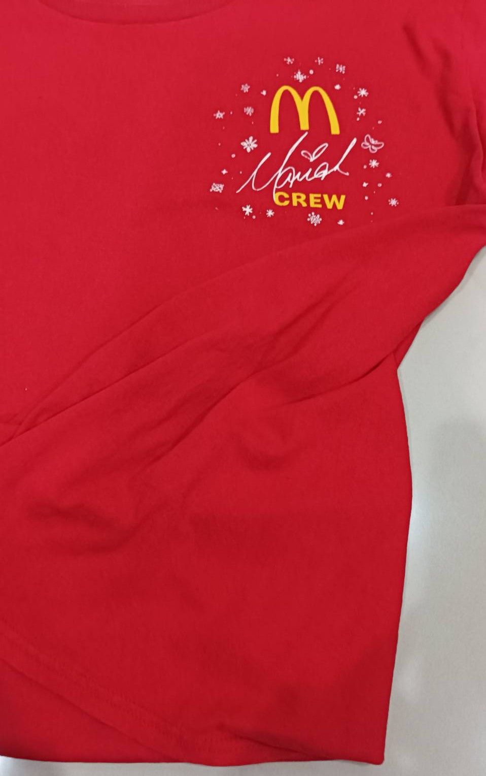 Rap Tees McDonald's Mariah Carey Holiday /Christmas Crew T Shirt Size M / US 6-8 / IT 42-44 - 7 Thumbnail