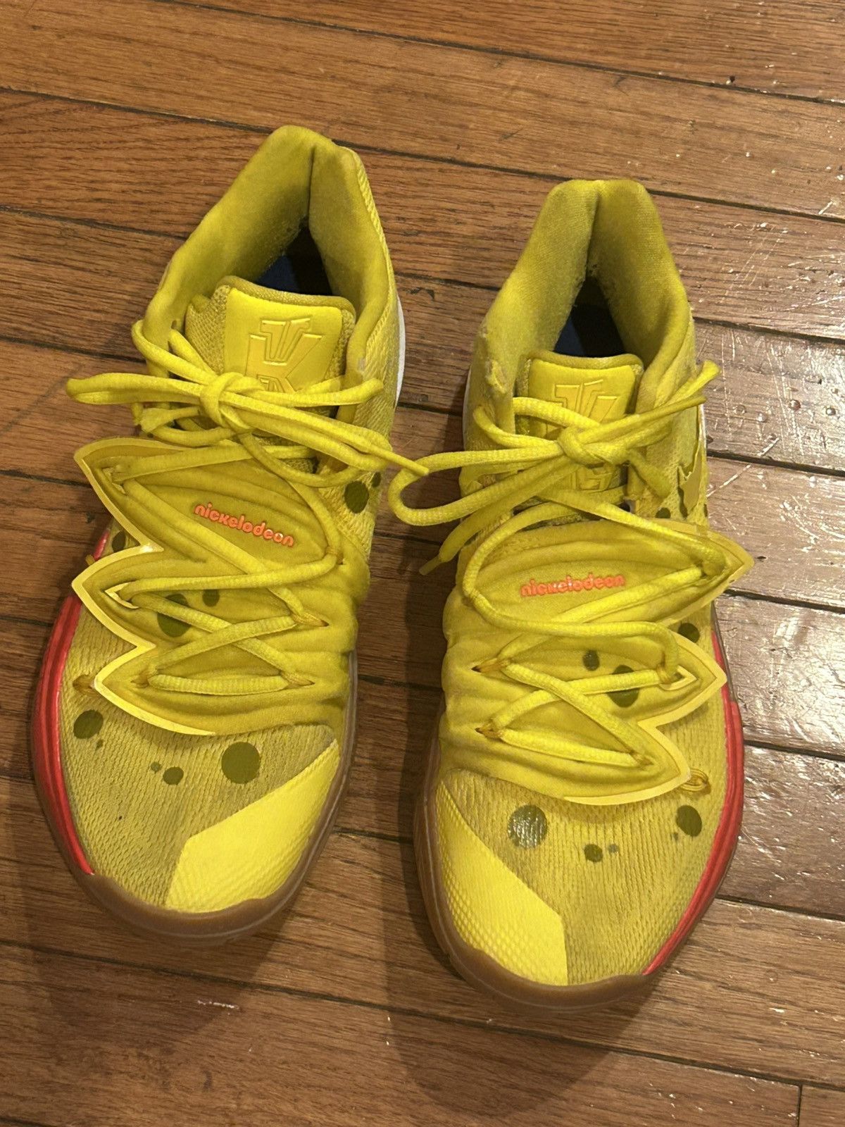 Nike Nike SpongeBob SquarePants x Kyrie 5 Size US 7.5 / EU 40-41 - 4 Thumbnail