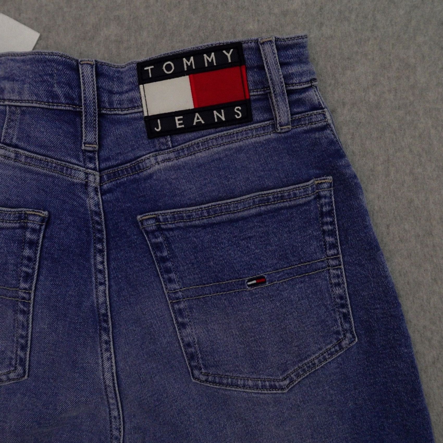 Tommy Hilfiger TOMMY HILFIGER Jeans Womens 25 (25X27) High Rise Tapered Blue Jeans Size 42" / US 20 - 3 Thumbnail