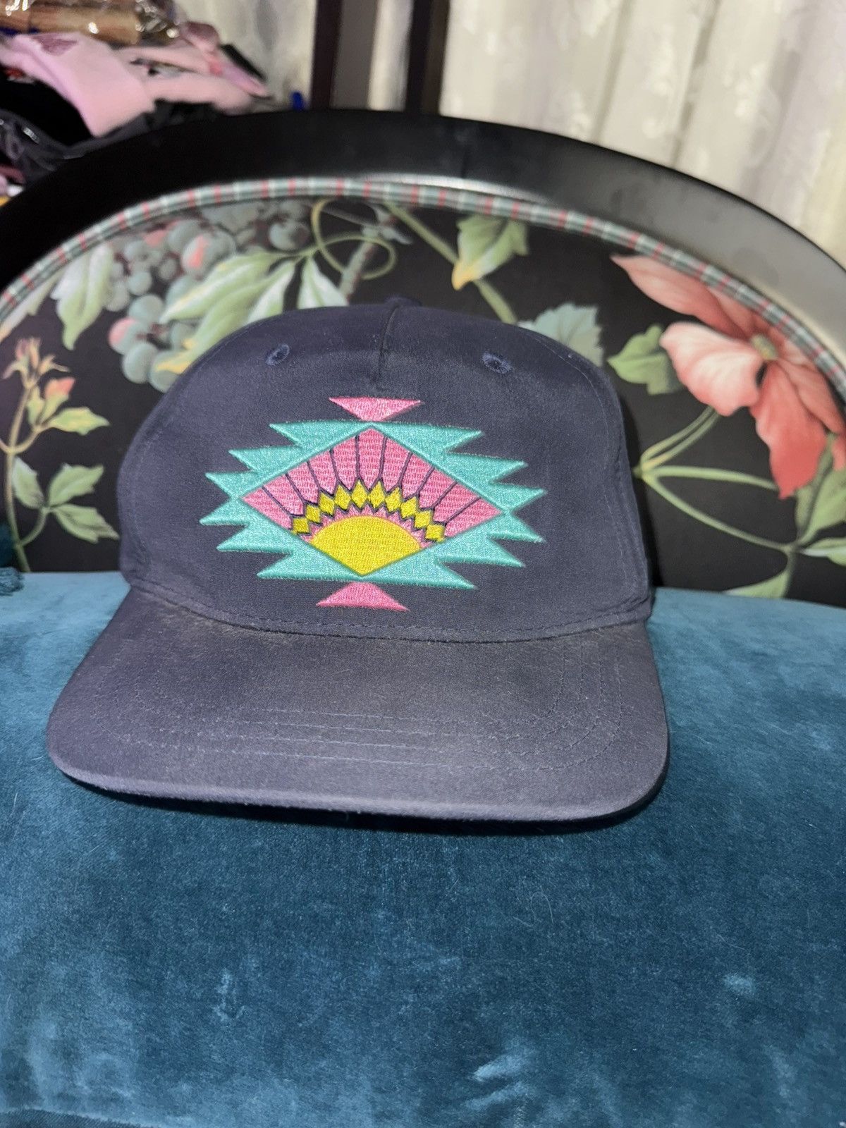 Arizona Jean Co. × Vintage VINTAGE Arizona 20 year anniversary SnapBack hat Size ONE SIZE - 1 Thumbnail