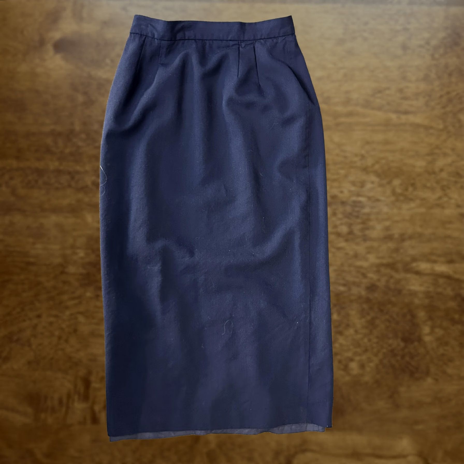 Jos. A. Bank Jos. A. Bank Skirt Womens 10 Navy Wool Pencil Midi Lined USA Office Career Size 32" / US 10 / IT 46 - 1 Thumbnail