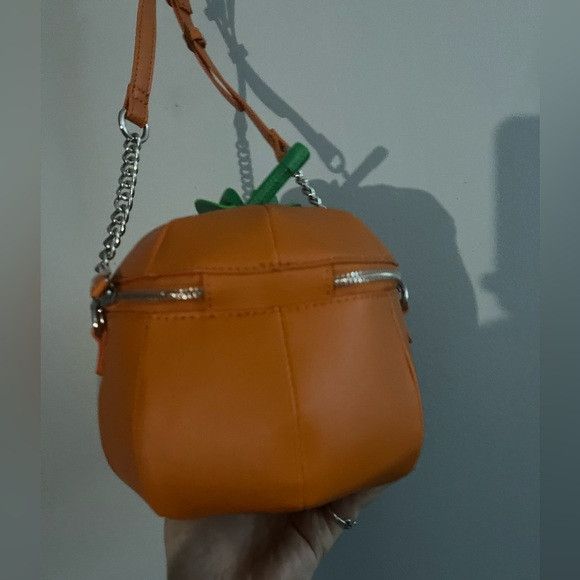 Mad Engine Mad Engine crossbody pumpkin bag NEW Halloween viral Size ONE SIZE - 3 Thumbnail
