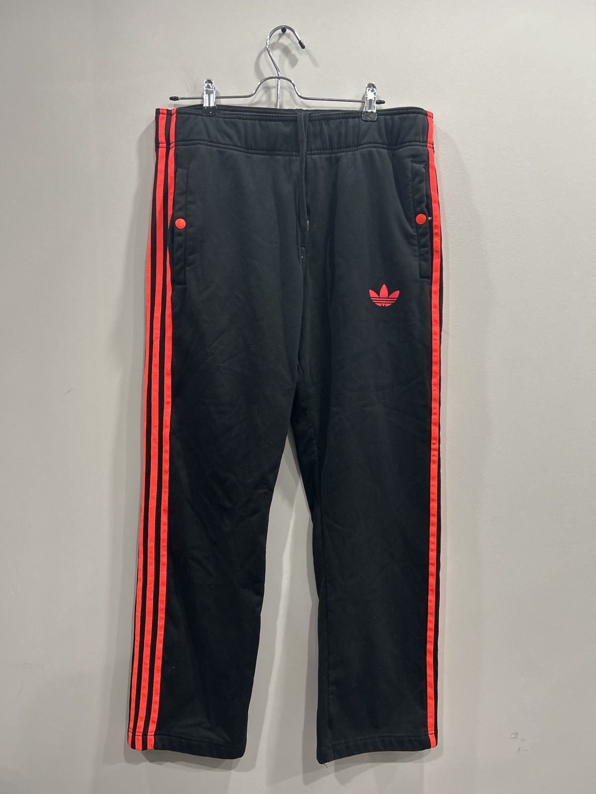Adidas Adidas Sweatpants Orange Size US 30 / EU 46 - 1 Thumbnail