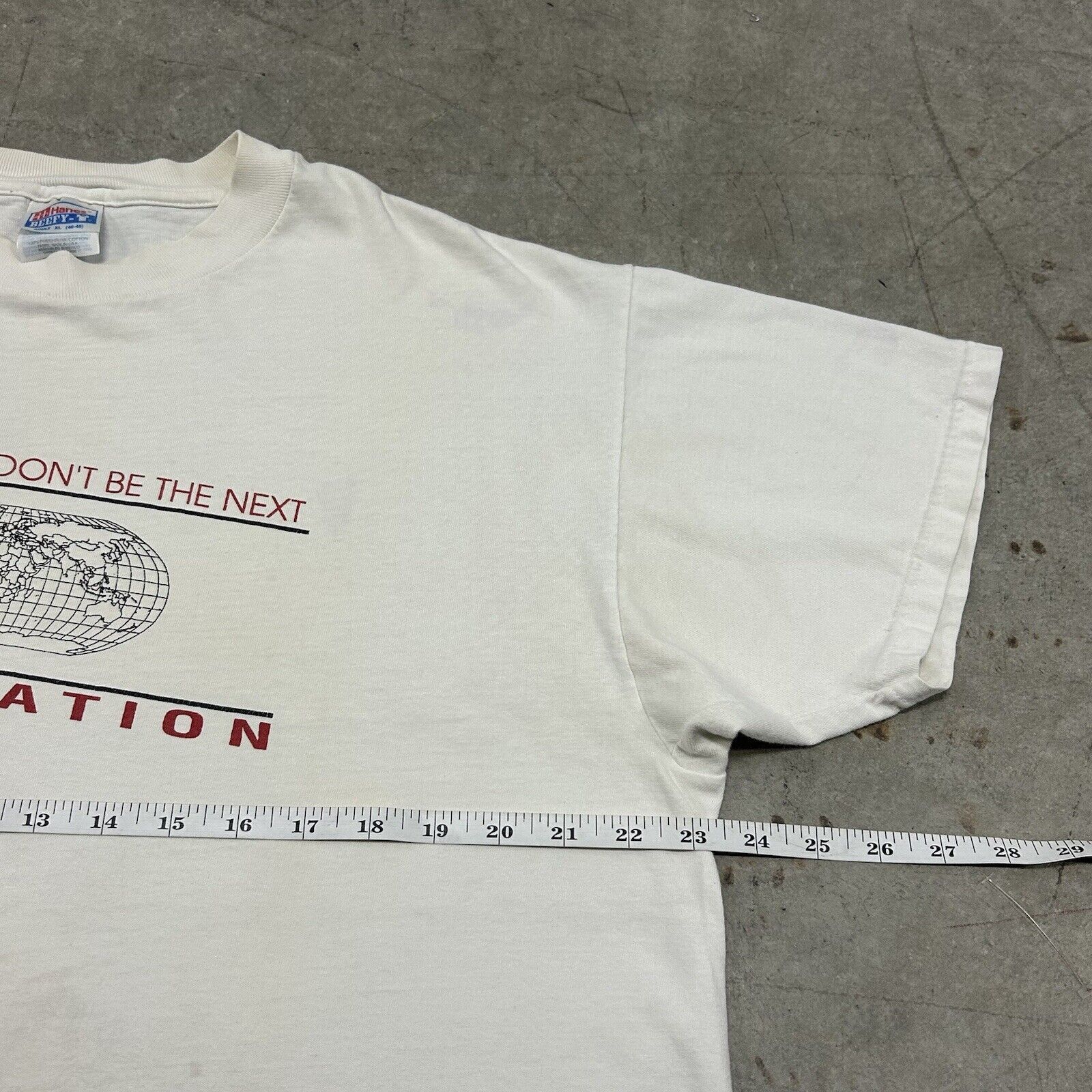 Vintage Vintage 90s AIDS Travels Safe Sex RARE Obscure White T-shirt Size US XL / EU 56 / 4 - 6 Thumbnail