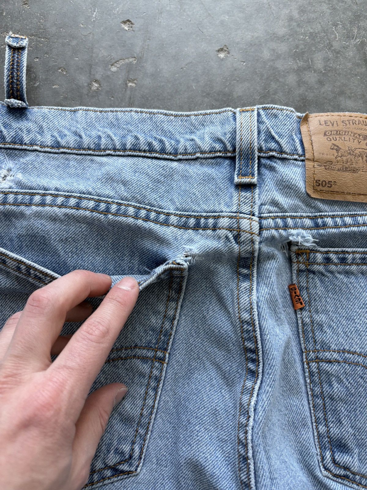 Levi's Vintage 90s Levis 505 Orange Tab Denim Jean Shorts Size US 36 / EU 52 - 8 Thumbnail