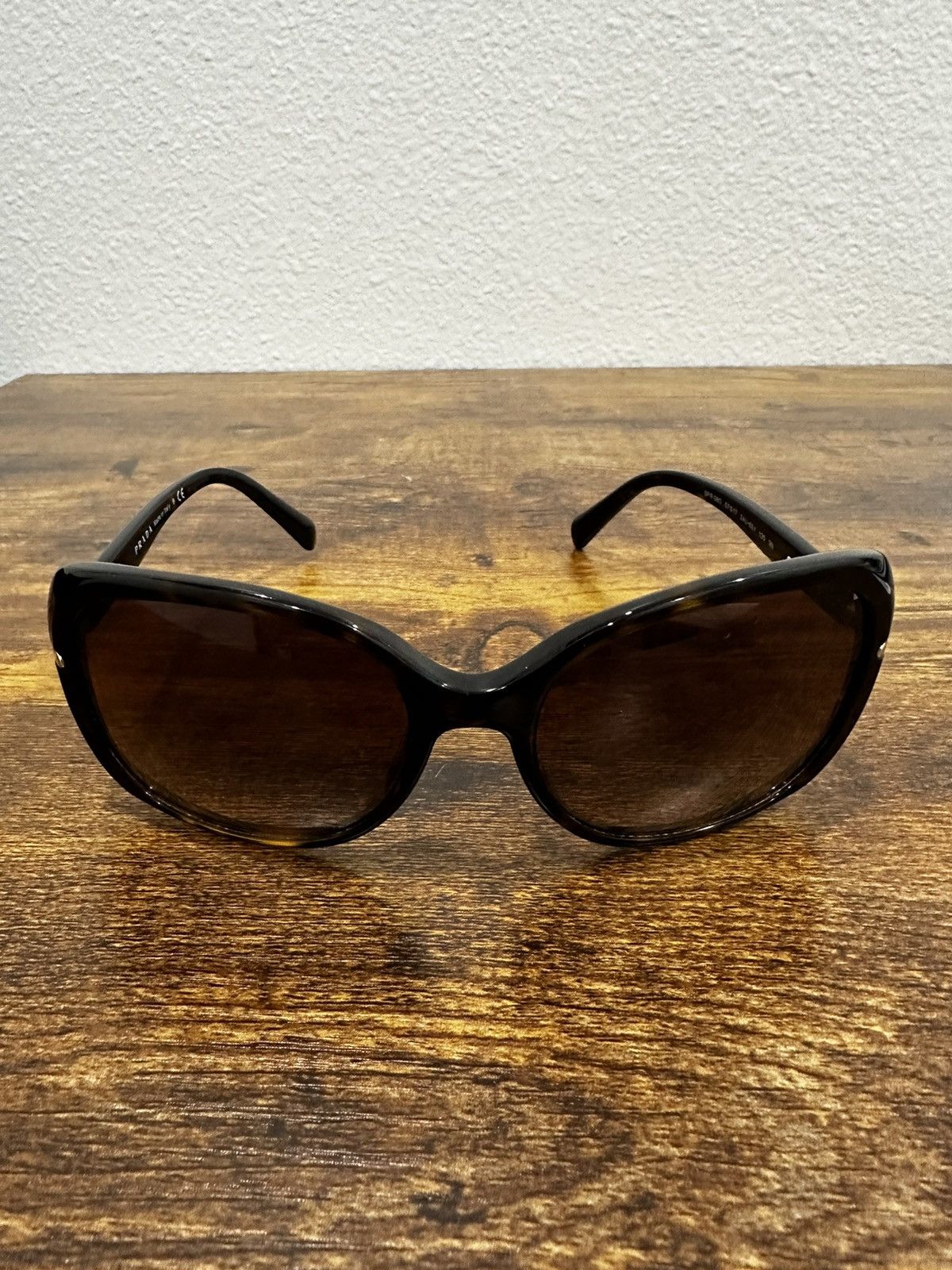 image of Ombre Prada Sunglasses Spr08O in Black/Brown, Women's