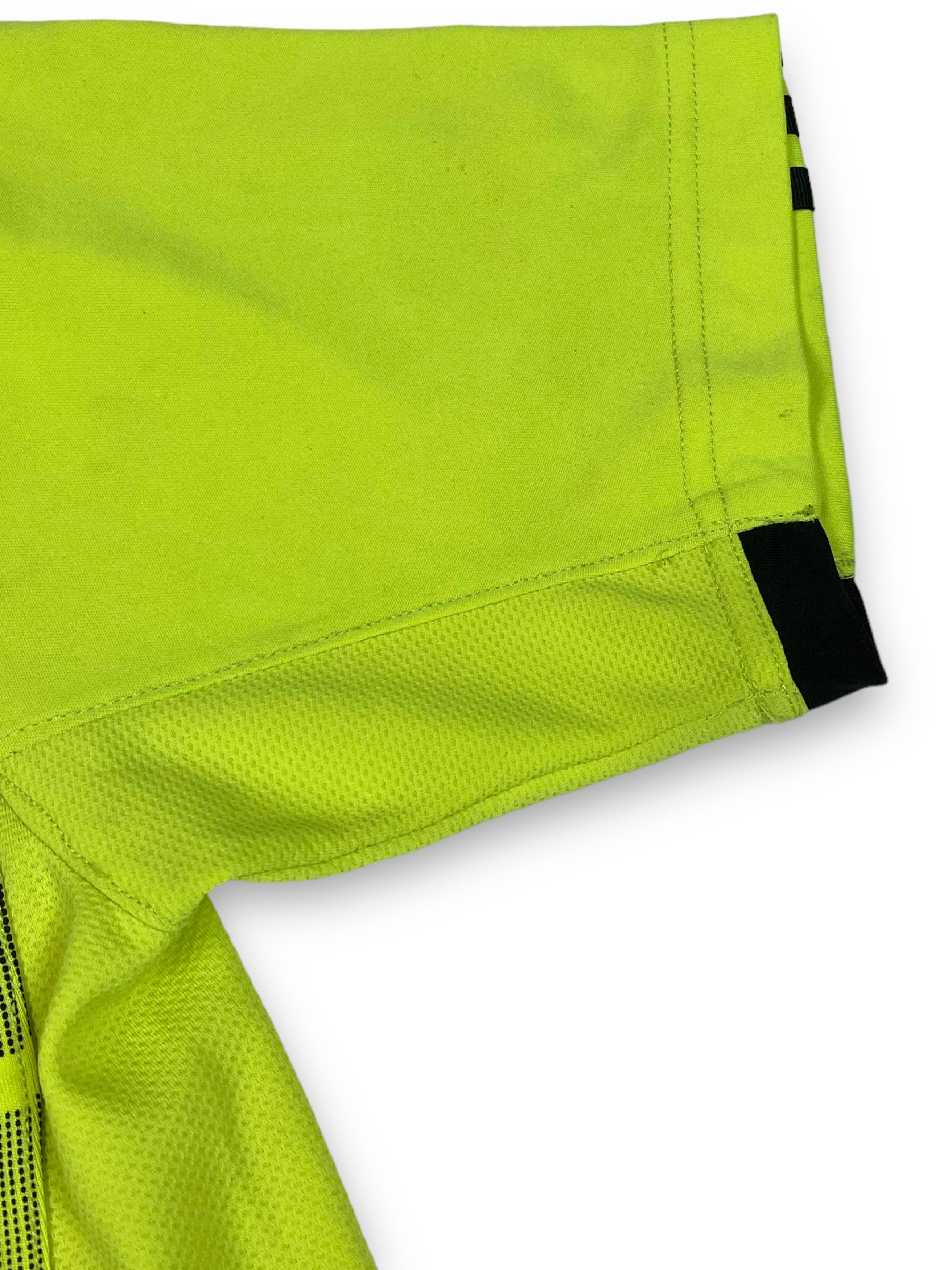 Adidas 2010 Vintage ADIDAS Predator Toxic Green Soccer T-Shirt M720 Size US S / EU 44-46 / 1 - 11 Thumbnail