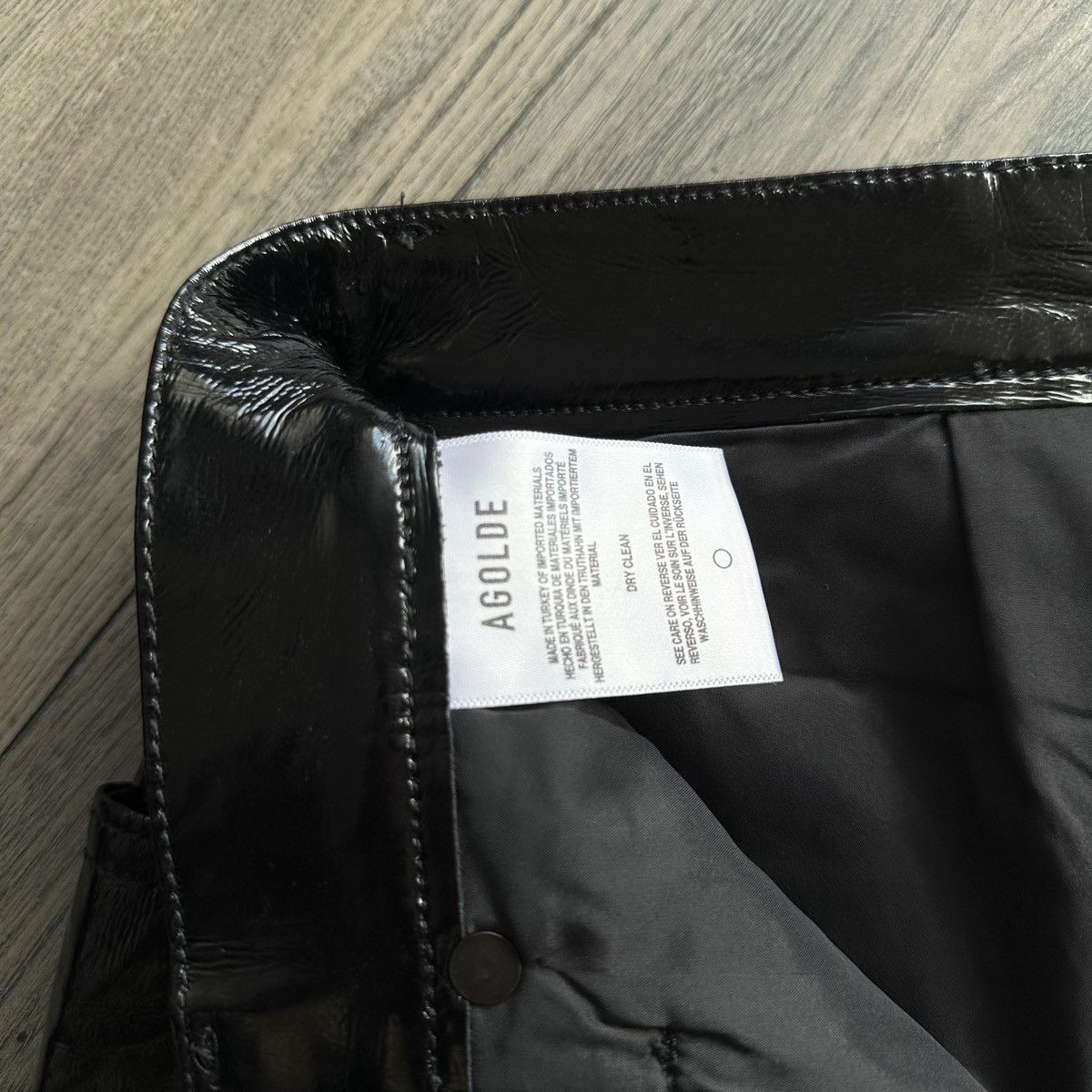 Agolde AGOLDE ‘90s Pinch Black Patent Recycled Leather Pants Size 28" / US 6 / IT 42 - 6 Thumbnail
