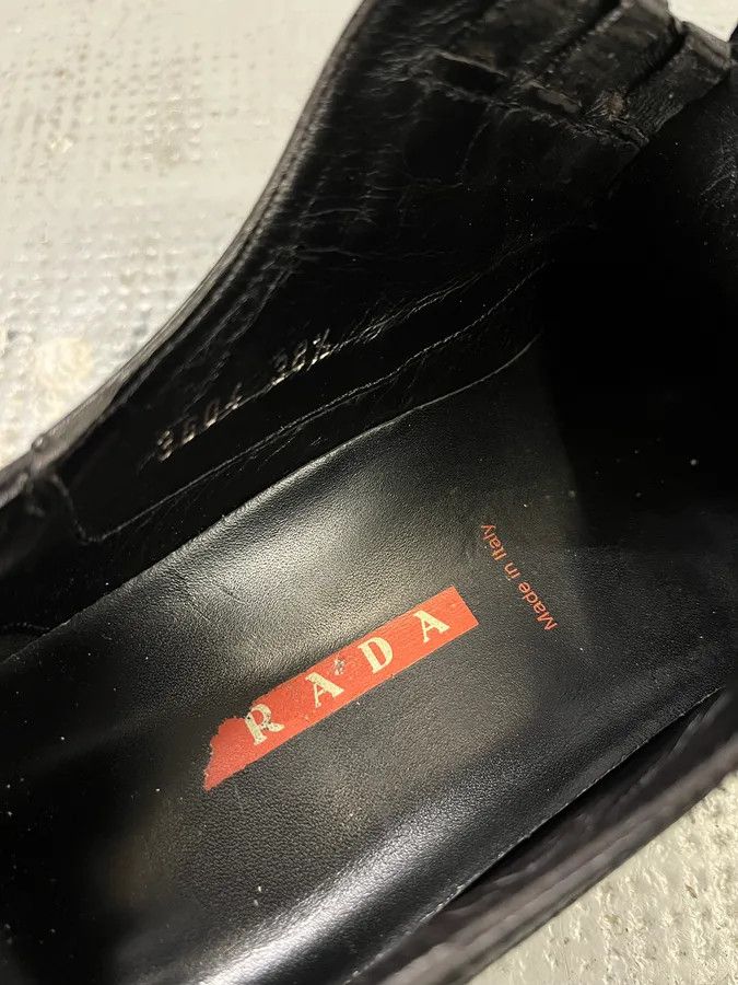 Prada AW1999 Prada Black Leather Slip-On Vibram Sole Boots Size US 8.5 / IT 38.5 - 7 Thumbnail