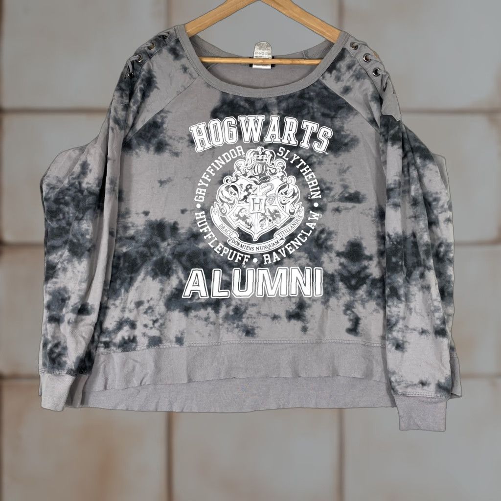 Vintage Harry Potter Sweatshirt Juniors XXXL Gray Tie Dye Hogwarts Alumni Lace Up Size 3XL / US 20-22 - 1 Thumbnail