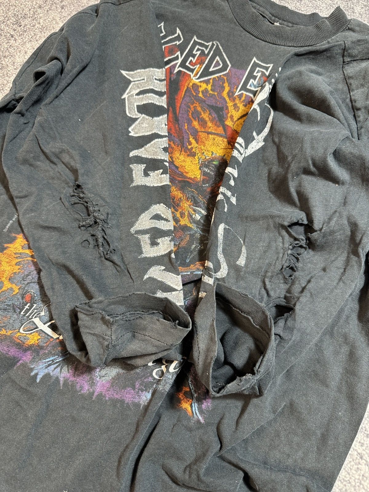 Band Tees × Vintage Vintage Iced Earth The Dark Saga 1996 Long Sleeve Very Rare Size US XL / EU 56 / 4 - 6 Thumbnail
