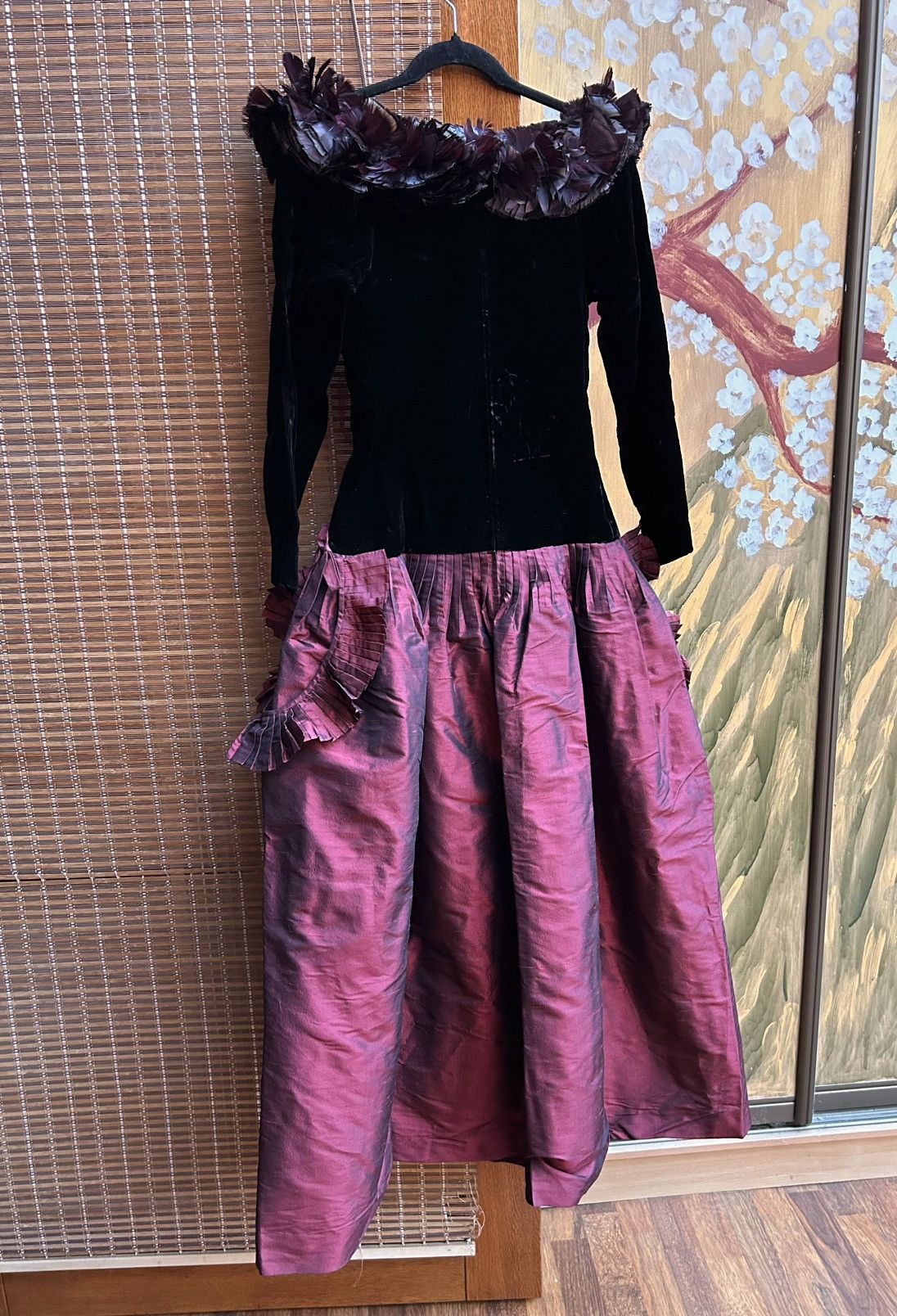 Nina Ricci Vintage Nina Ricci Haute Boutique Velvet Silk Maxi Dress Size XS / US 0-2 / IT 36-38 - 2 Thumbnail