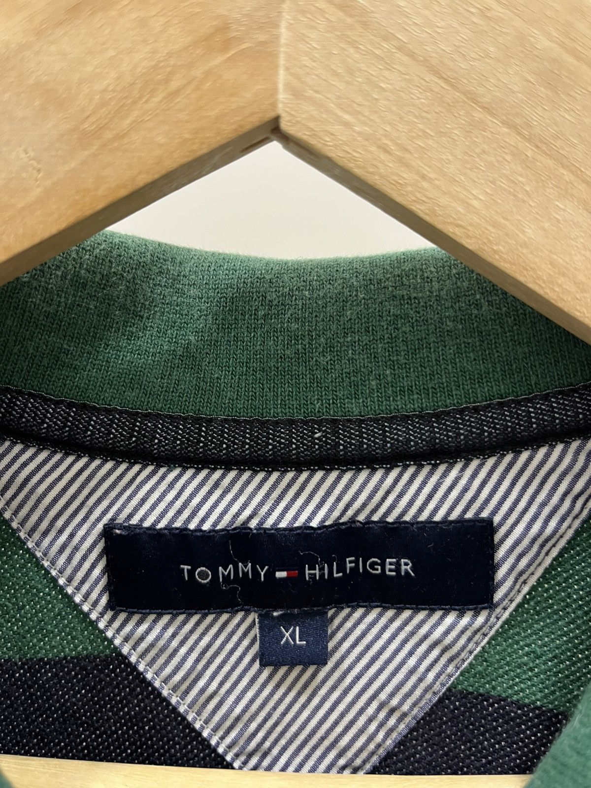 Tommy Hilfiger Vintage Tommy Hilfiger 90s Polo Shirt Stiped Blue and Green Size US XL / EU 56 / 4 - 4 Thumbnail