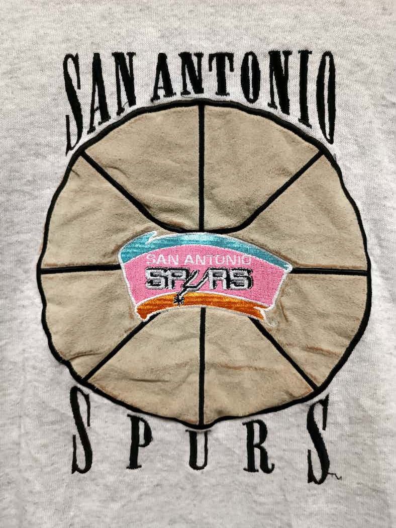 NBA vintage sweatshirt nba san antonia spurs Size US M / EU 48-50 / 2 - 2 Thumbnail