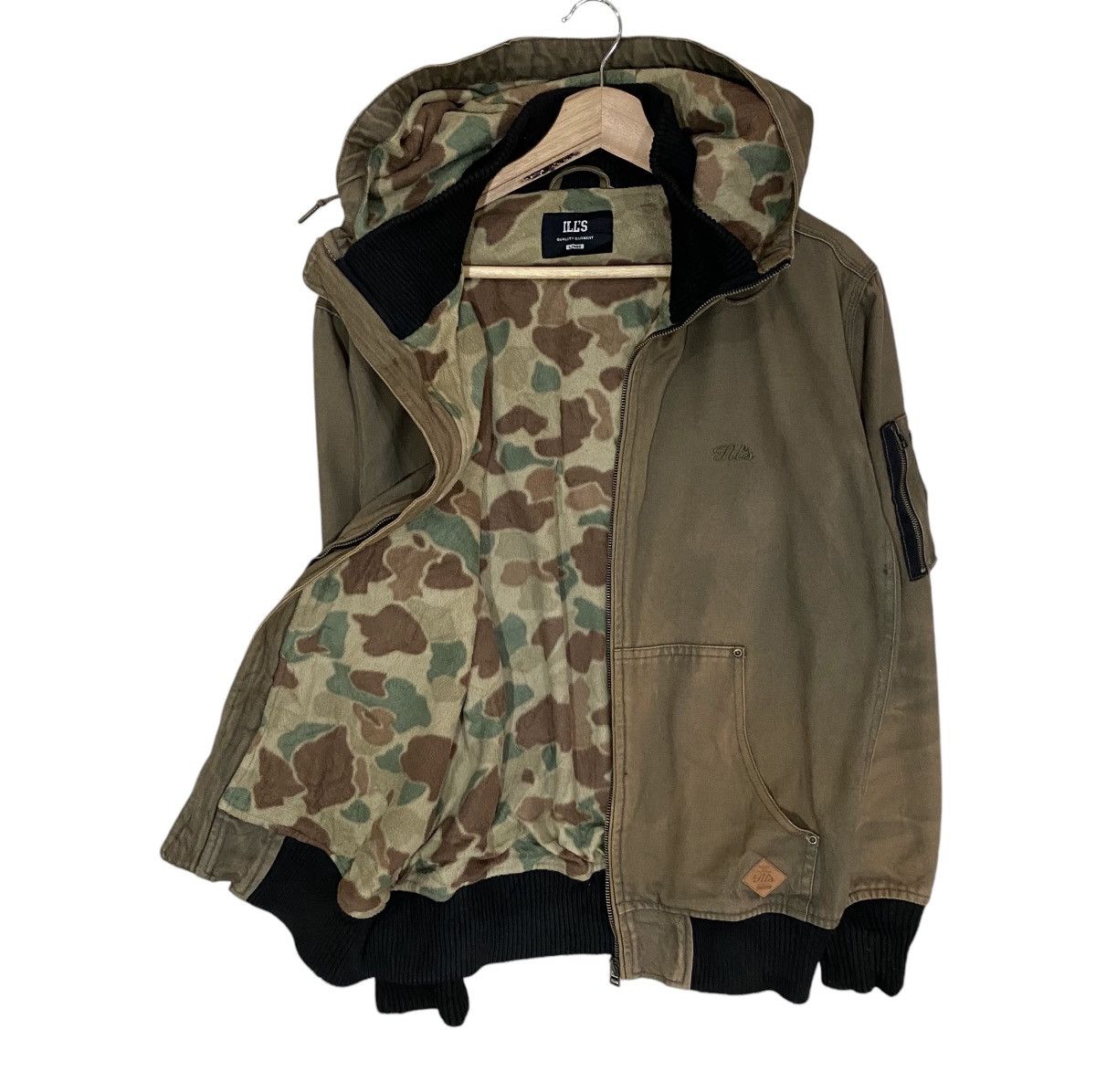 Carhartt アクティブジャケット J68 PTL Carhartt アクティブジャケット J68 PTL MEDIUM - メルカリ