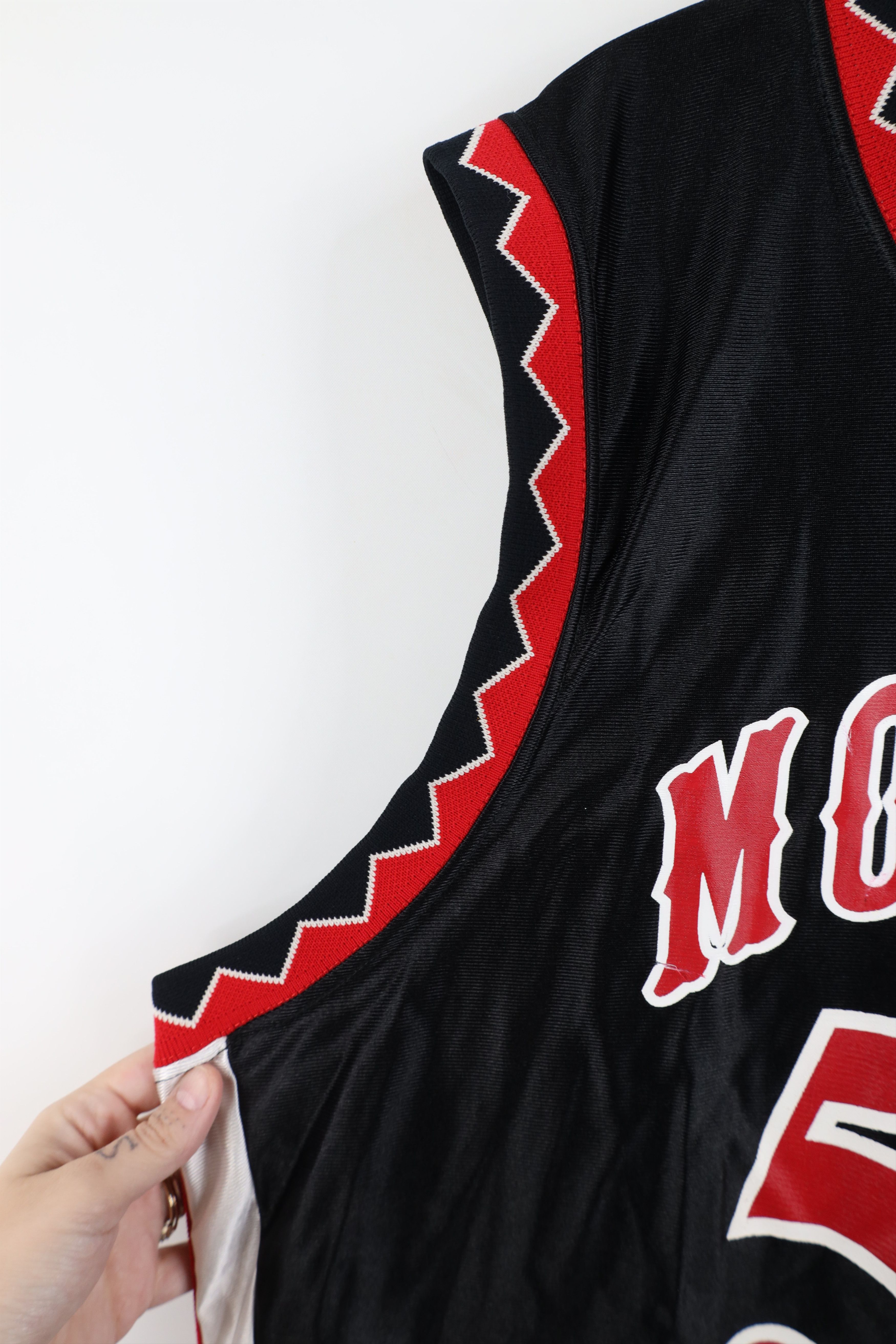 Vintage Vintage 90s Wilson Basketball Striped Geometric #54 USA Size US XXL / EU 58 / 5 - 8 Thumbnail