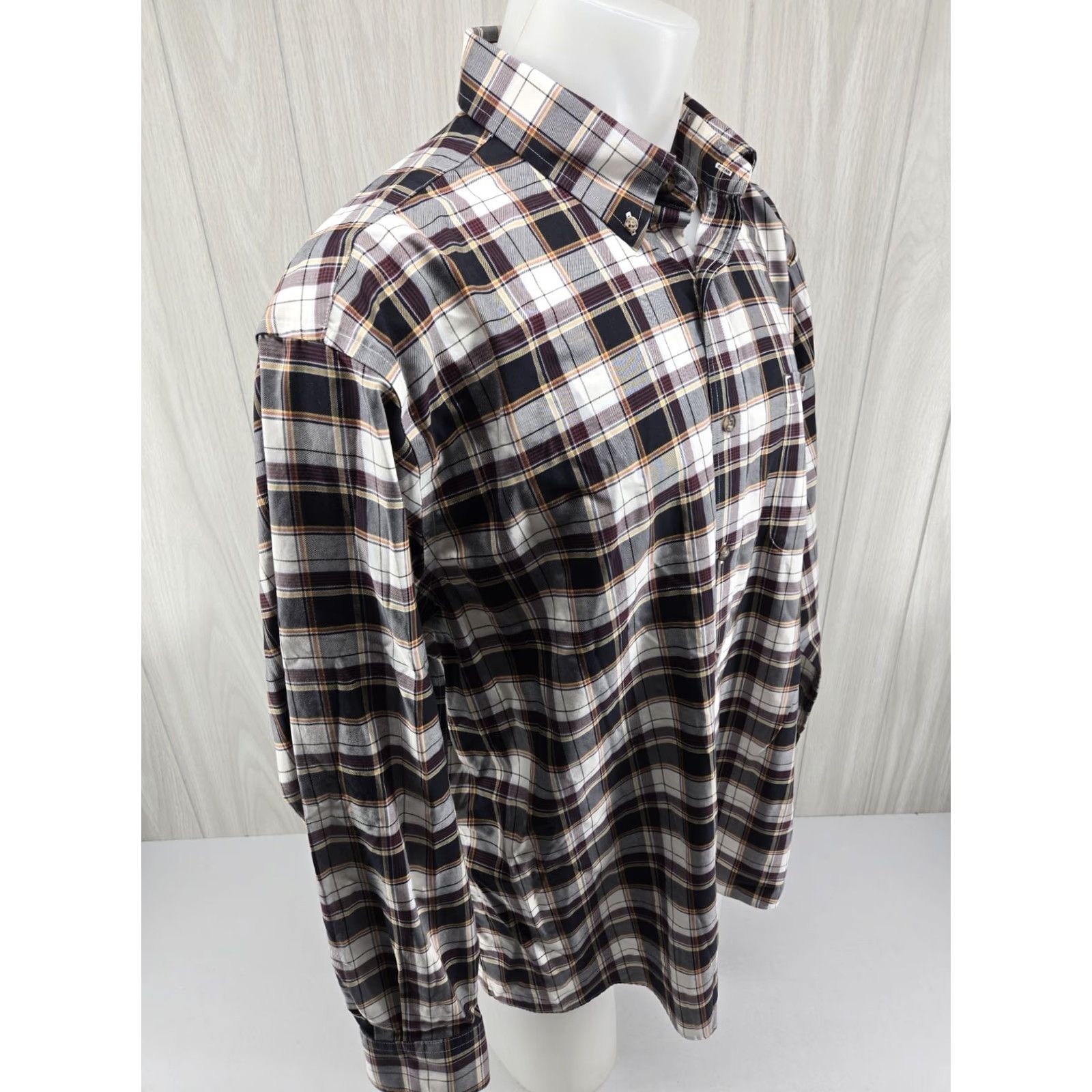 Vintage Cabela's Men’s 2XL Plaid Button Down Shirt Wrinkle-Free Dress Shirt Pocket Shirt Size 48R - 7 Thumbnail