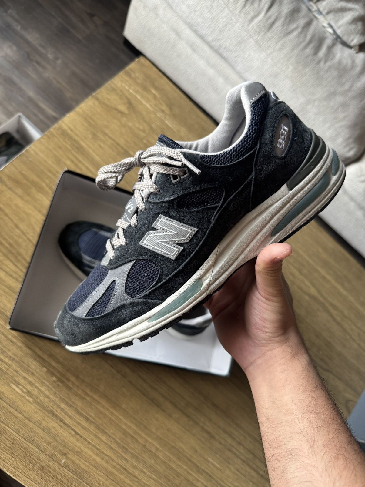 New Balance New Balance 991 v2 Navy Sz 10.5 Size US 10.5 / EU 43-44 - 3 Thumbnail