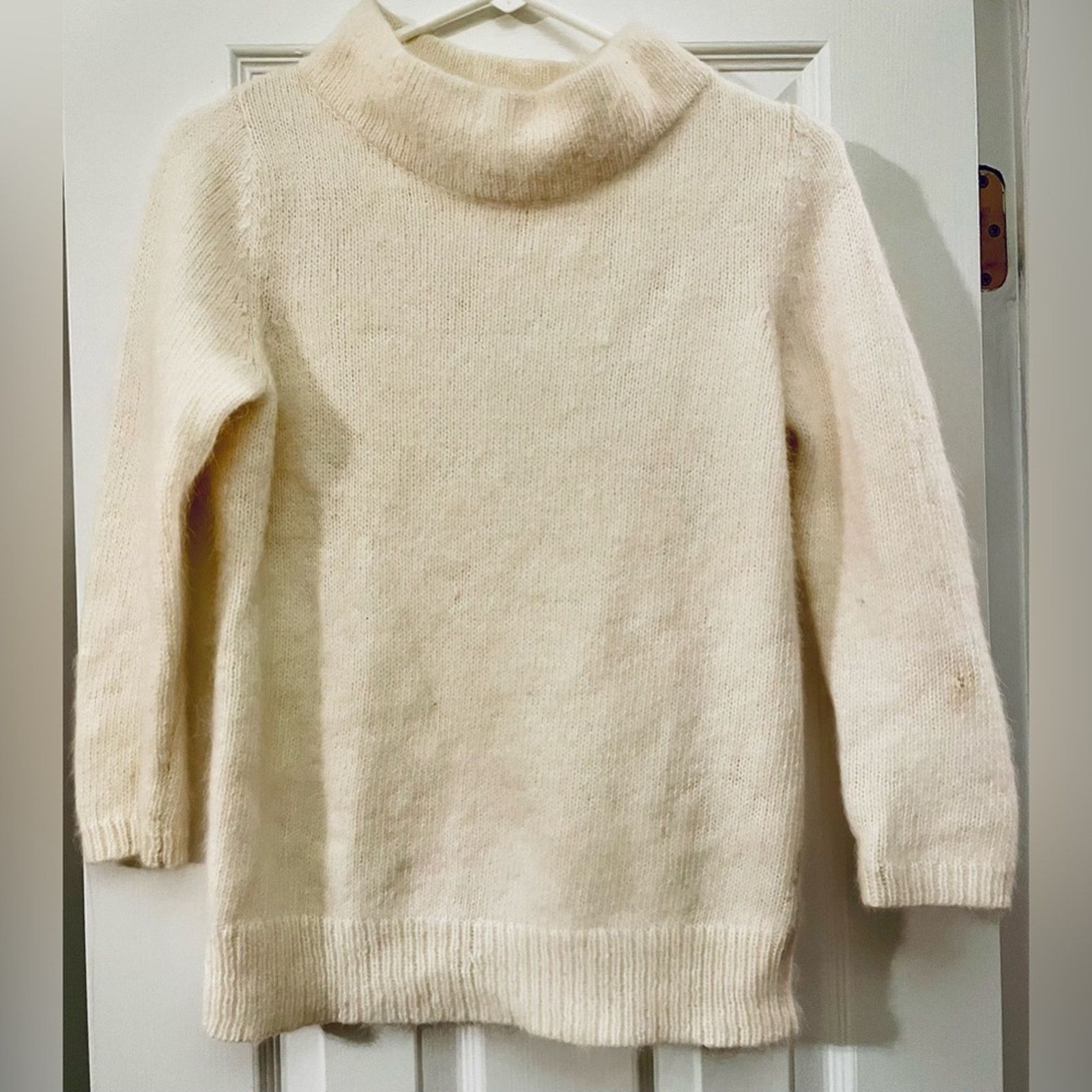 Anthropologie Moth Cream Cowl Neck Sweater Size S / US 4 / IT 40 - 2 Thumbnail