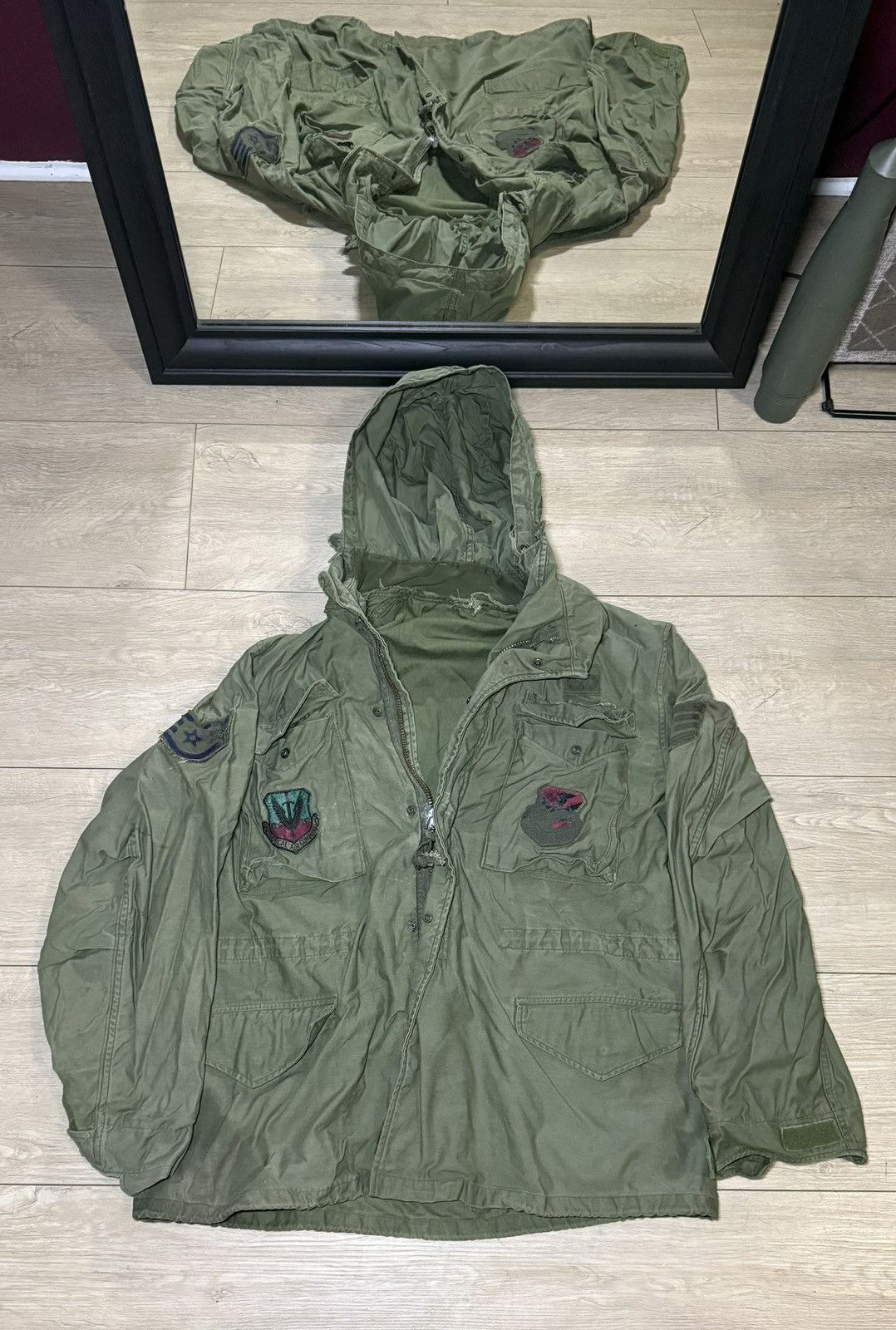 Other Vintage U.S. Air Force M-1965 Field Jacket With Patches Size US XL / EU 56 / 4 - 1 Thumbnail