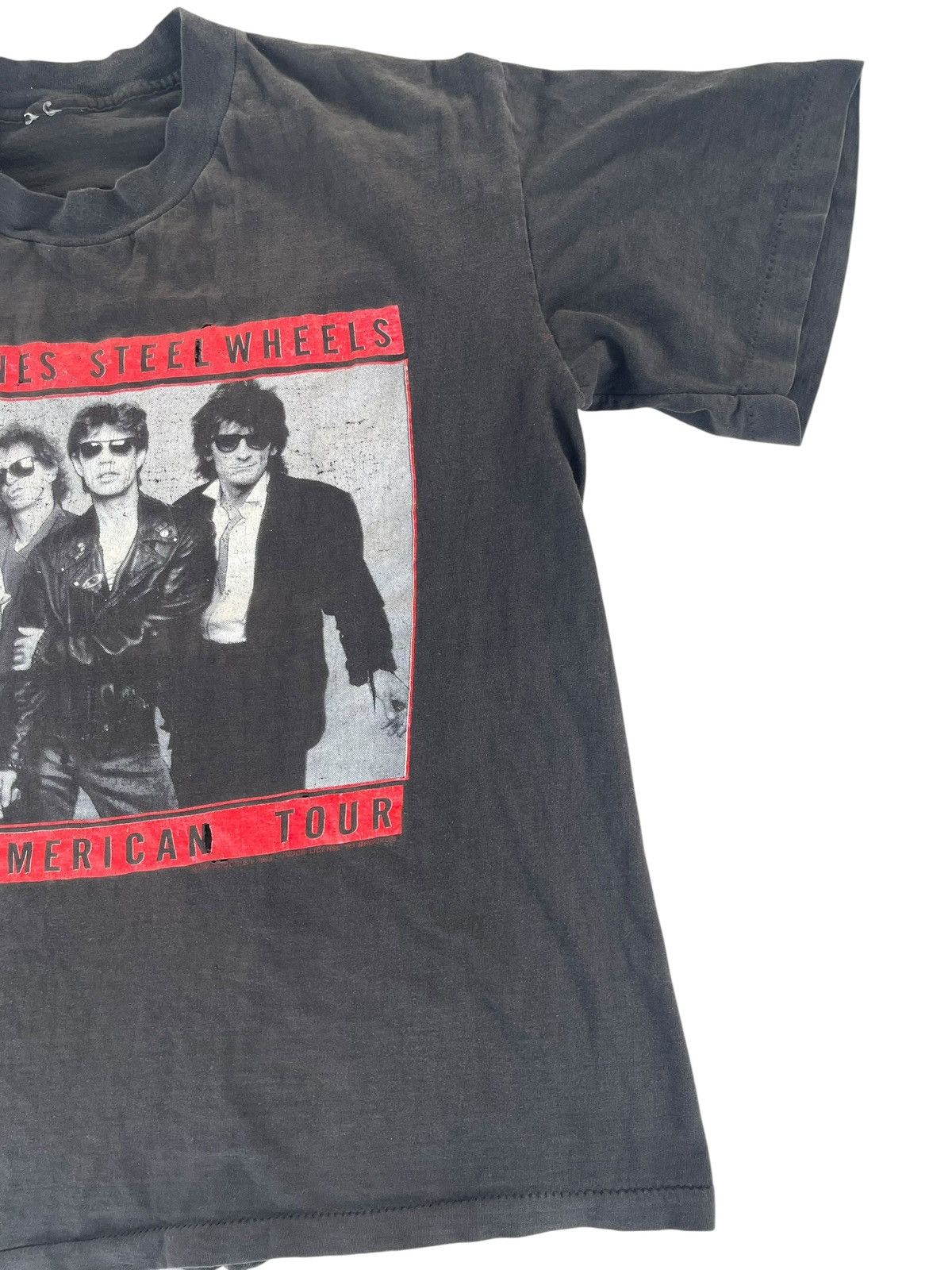 Band Tees Thrashed 1990 Vintage Rolling Stones Distressed Shirt Tee Size US M / EU 48-50 / 2 - 2 Thumbnail