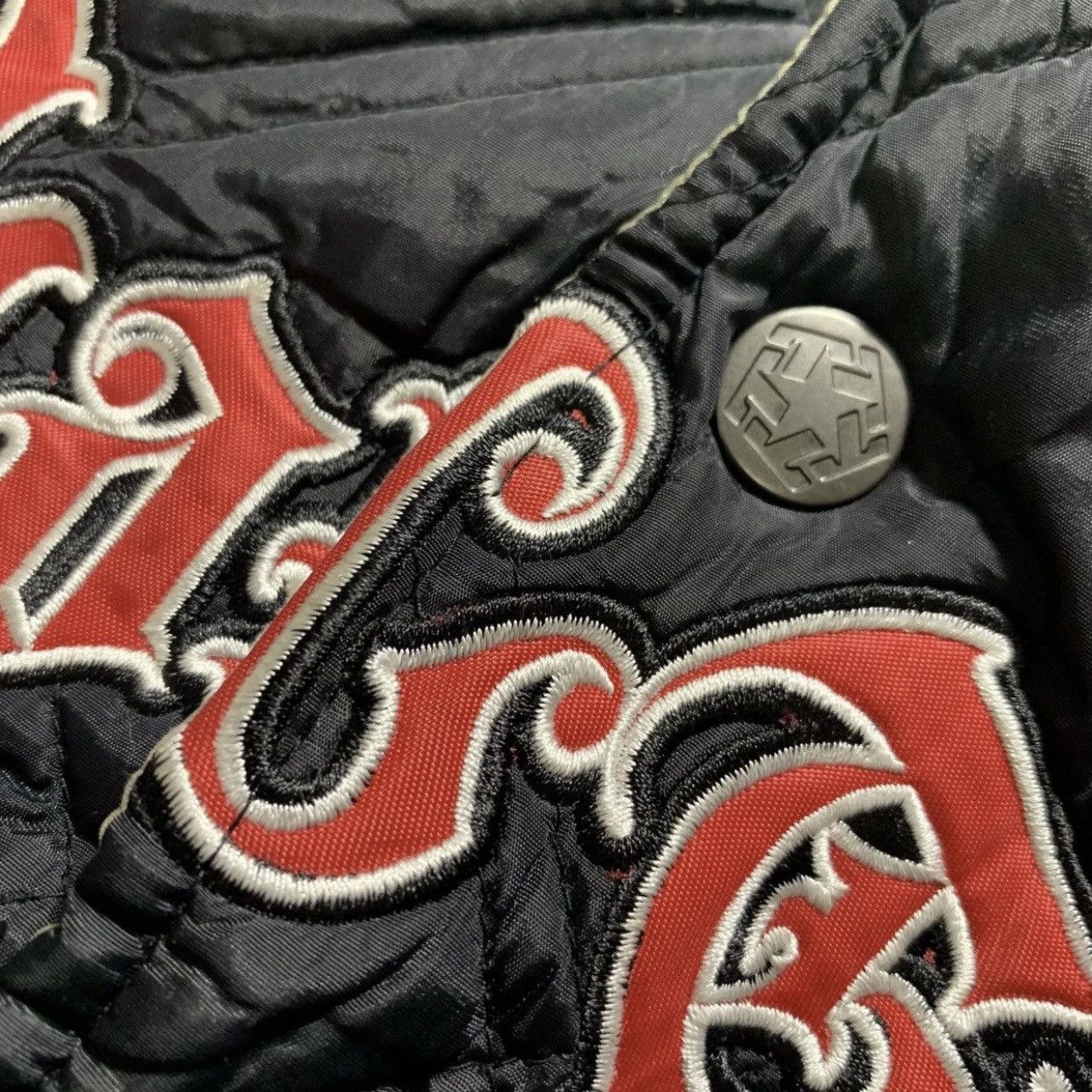 Tribal Streetwear Vintage Tribal Gear Streetwear Reversible Bomber Jacket Size US L / EU 52-54 / 3 - 5 Thumbnail