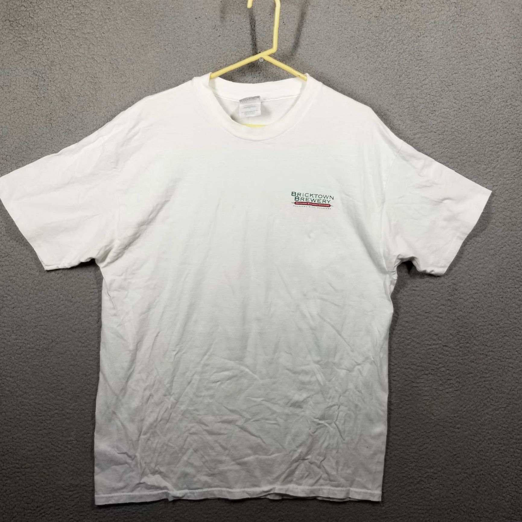 Hanes VINTAGE Bricktown Brewery Shirt Bison Weizen Ale Tee Mens XL White Beer Promo Oklahoma City Adults XL White Graphic Print 90s Concert? Size US XL / EU 56 / 4 - 2 Thumbnail