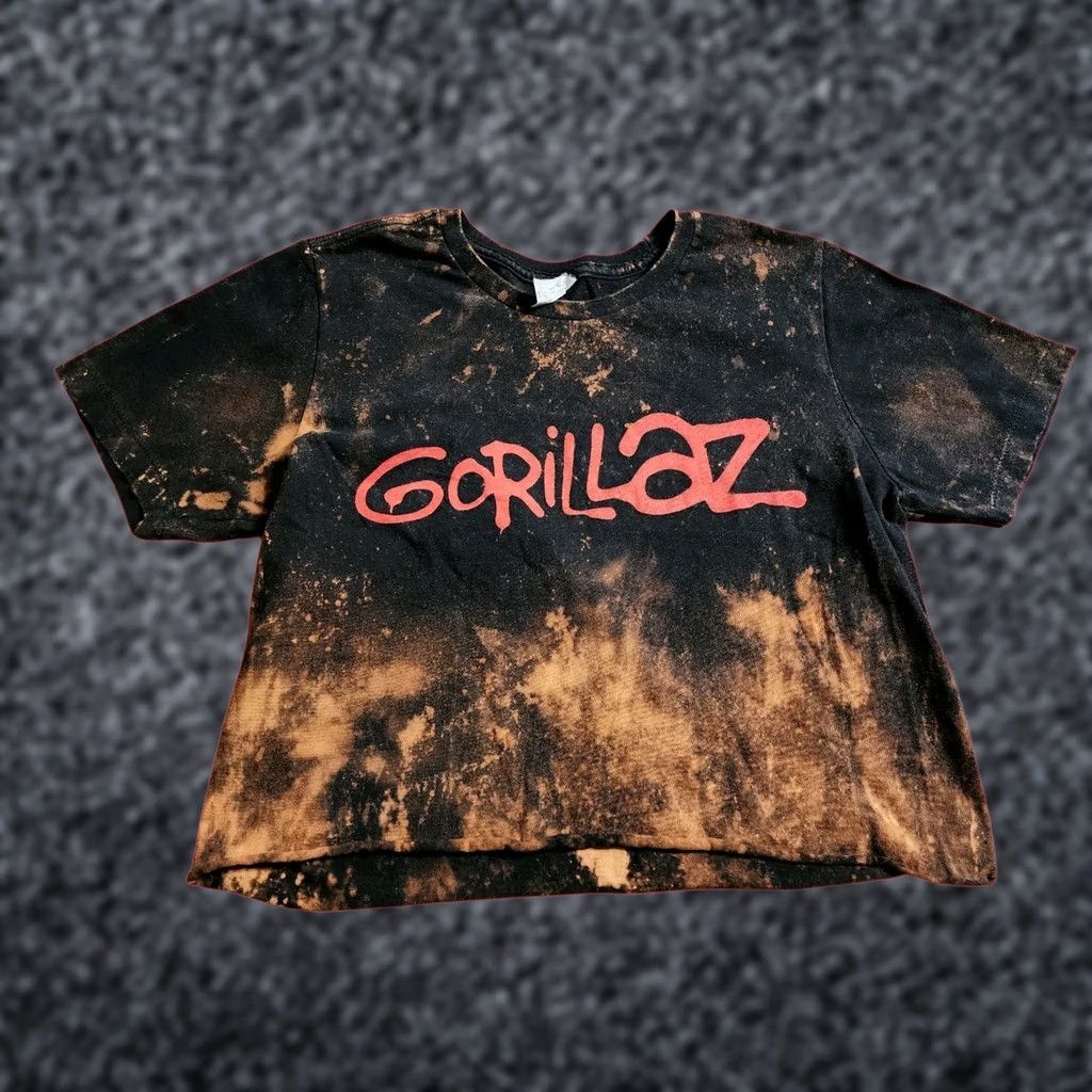 Vintage Womens M Pacific Gorillaz Self Titled Album Geep Rock Rap Cropped Bleach T Shirt Size M / US 6-8 / IT 42-44 - 1 Thumbnail